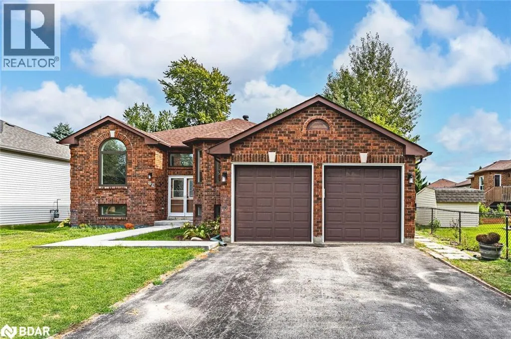 House for rent: 29 Silver Birch Avenue, Wasaga Beach, Ontario L9Z 1B7