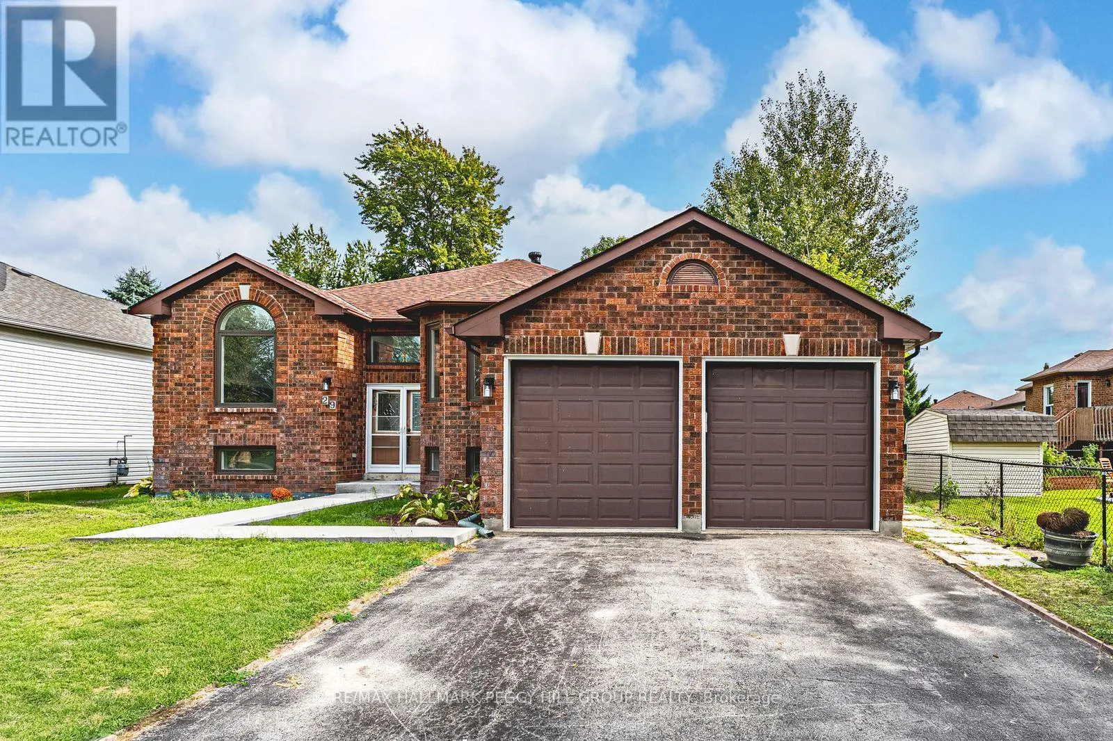 House for rent: 29 Silver Birch Avenue, Wasaga Beach, Ontario L9Z 1B7