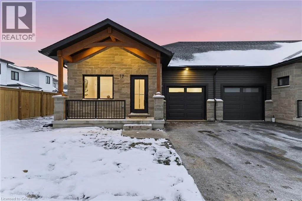 Row / Townhouse for rent: 29 Weymouth Street Unit# 17, Elmira, Ontario N3B 0G3