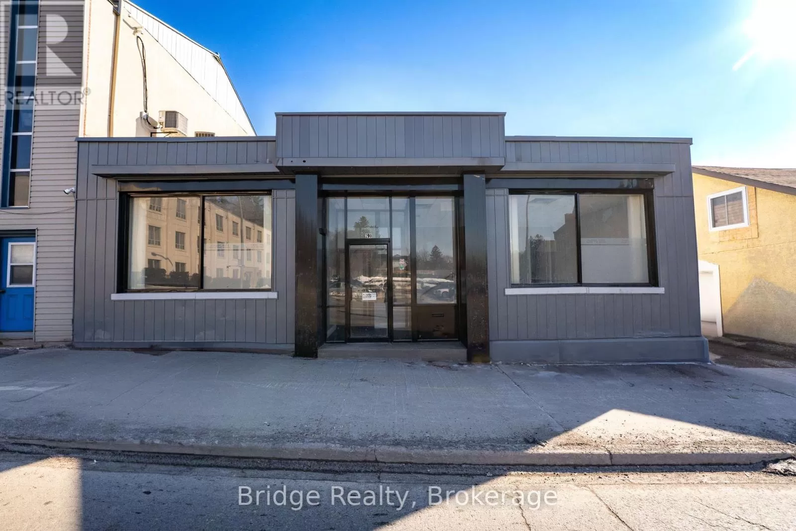 290 Dundas Street, Woodstock, Ontario N4S 1B2