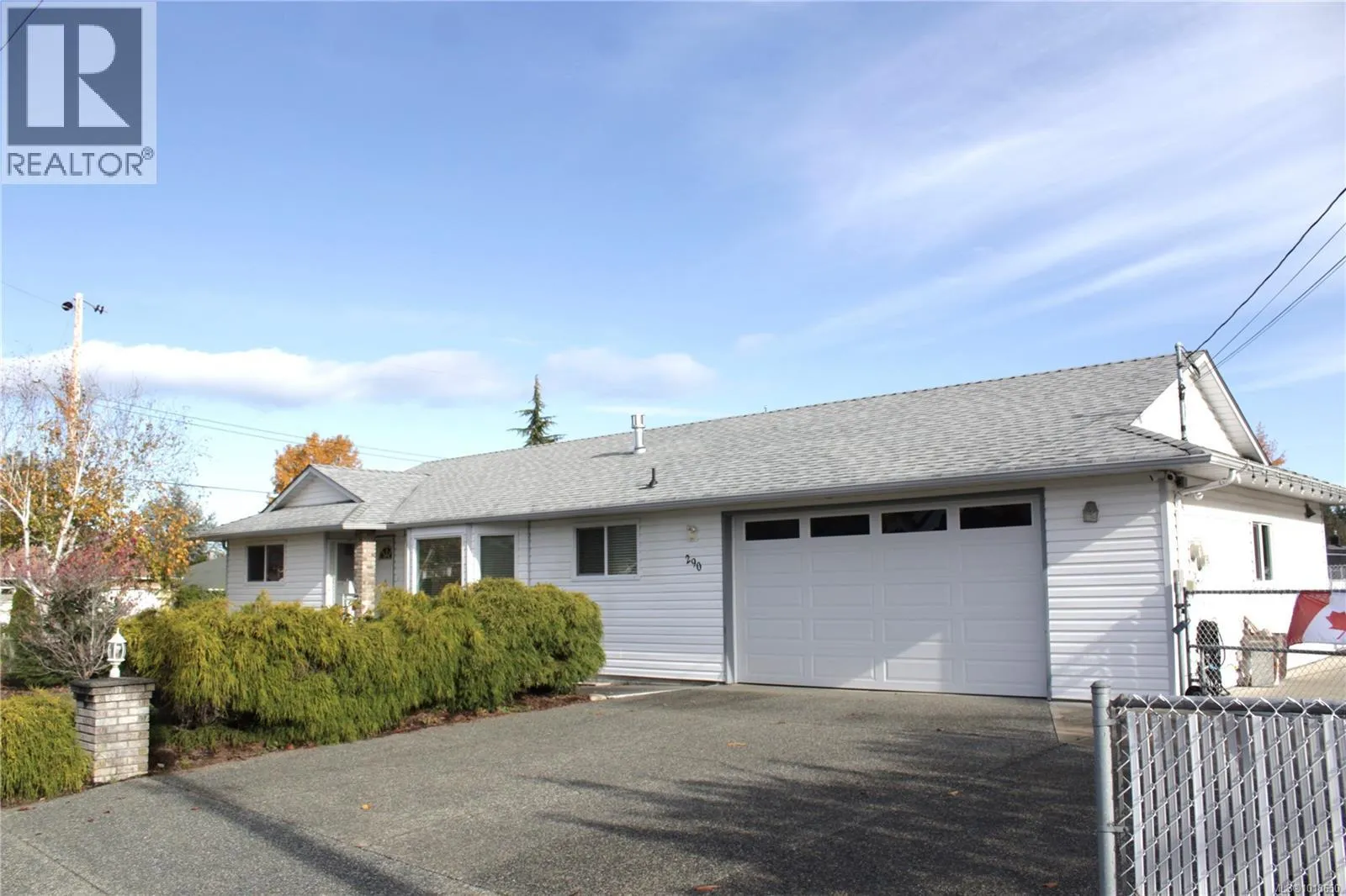 House for rent: 290 Renz Rd, Parksville, British Columbia V9P 1E3