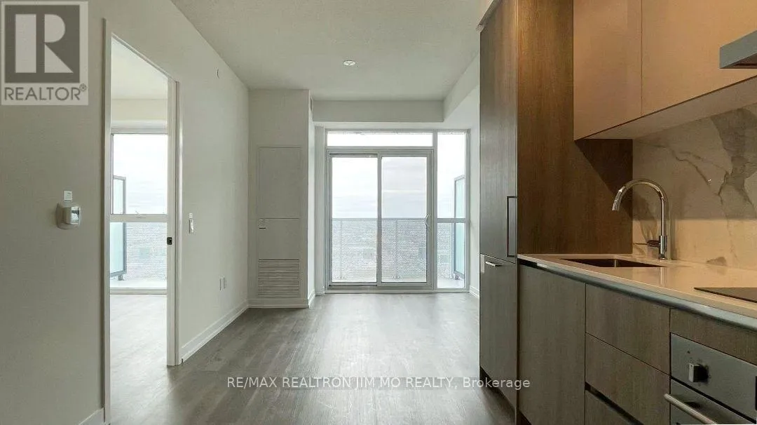 Apartment for rent: 2903 - 8 Interchange Way, Vaughan, Ontario L4K 0R2