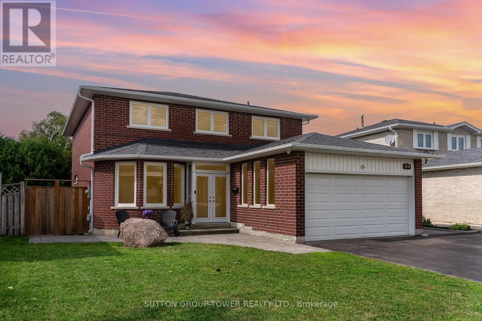 House for rent: 293 London Road, Newmarket, Ontario L3Y 6L3