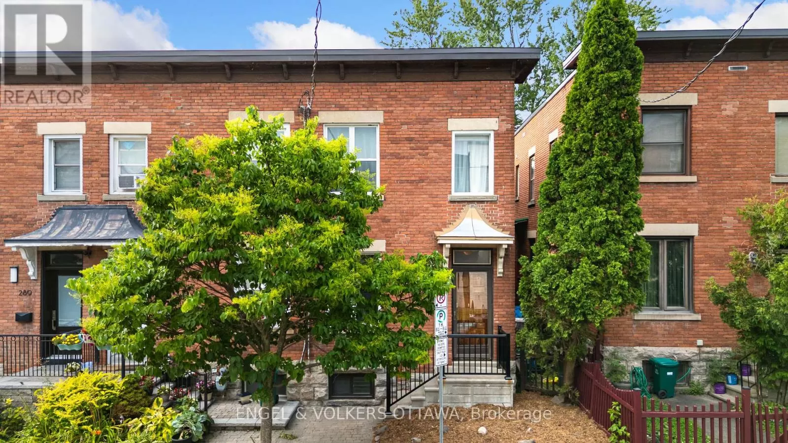 Row / Townhouse for rent: 293 Somerset Street E, Ottawa, Ontario K1N 6V9