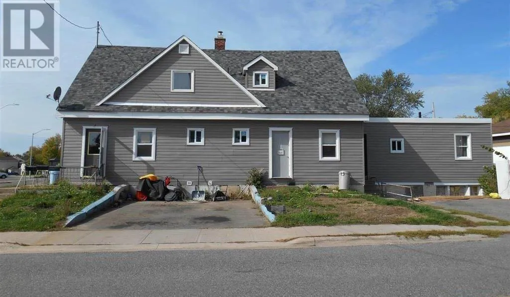 Multi-Family for rent: 29-31 Algoma Ave, Sault Ste. Marie, Ontario P6B 2P6