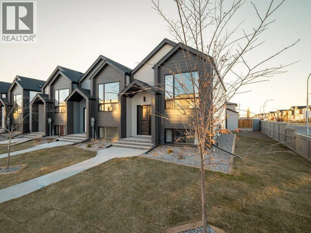 Row / Townhouse for rent: 2934 47 Street S, Lethbridge, Alberta T1K 8L4