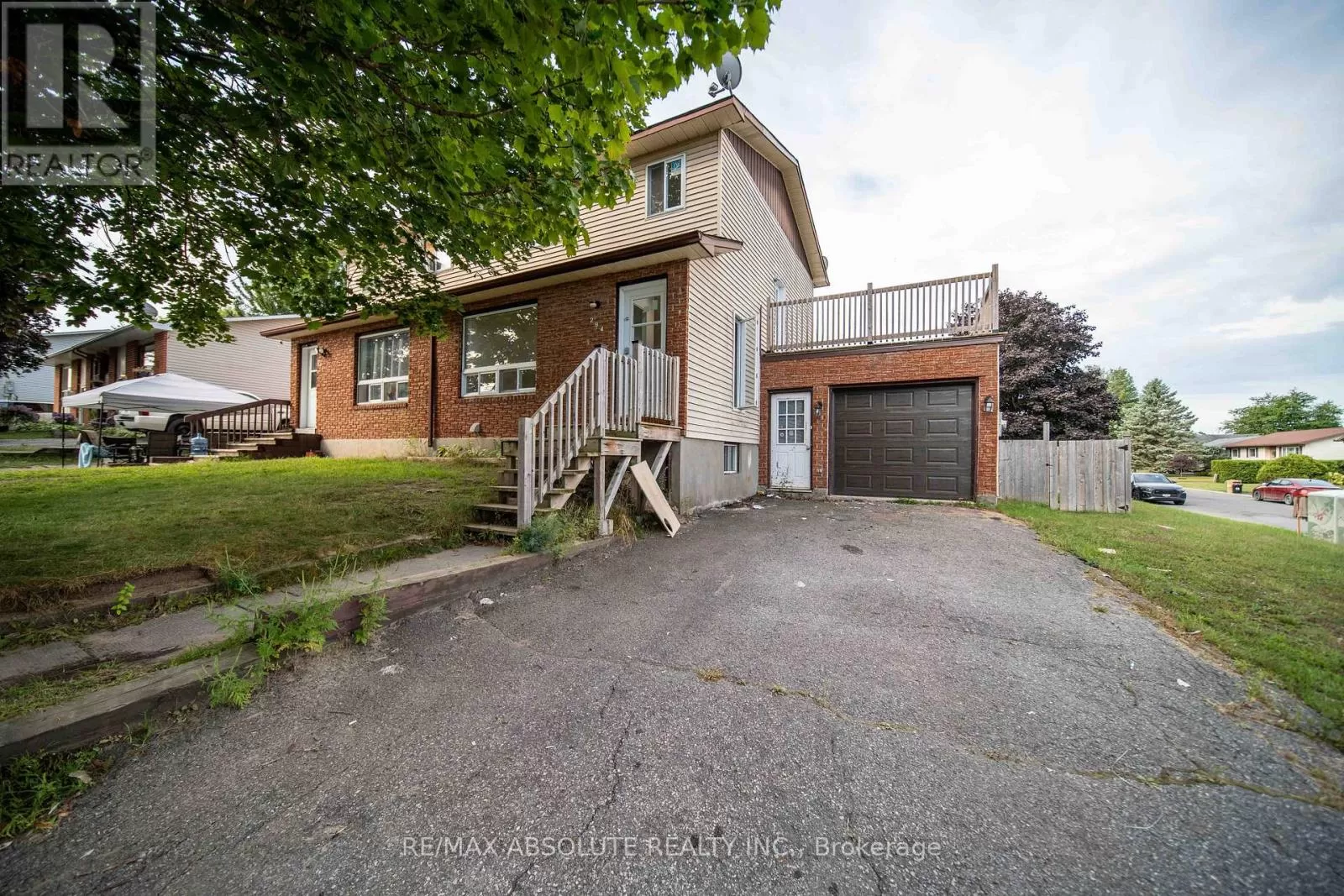 House for rent: 294 Therese Avenue, Clarence-Rockland, Ontario K4K 1G9