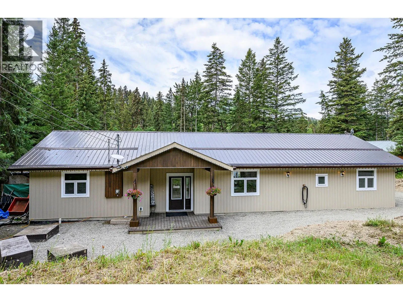 House for rent: 2944 Mccreight Road, Kamloops, British Columbia V0E 3E1