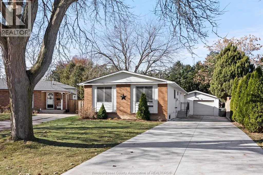 House for rent: 2957 Brimley Drive, Windsor, Ontario N8R 1L9