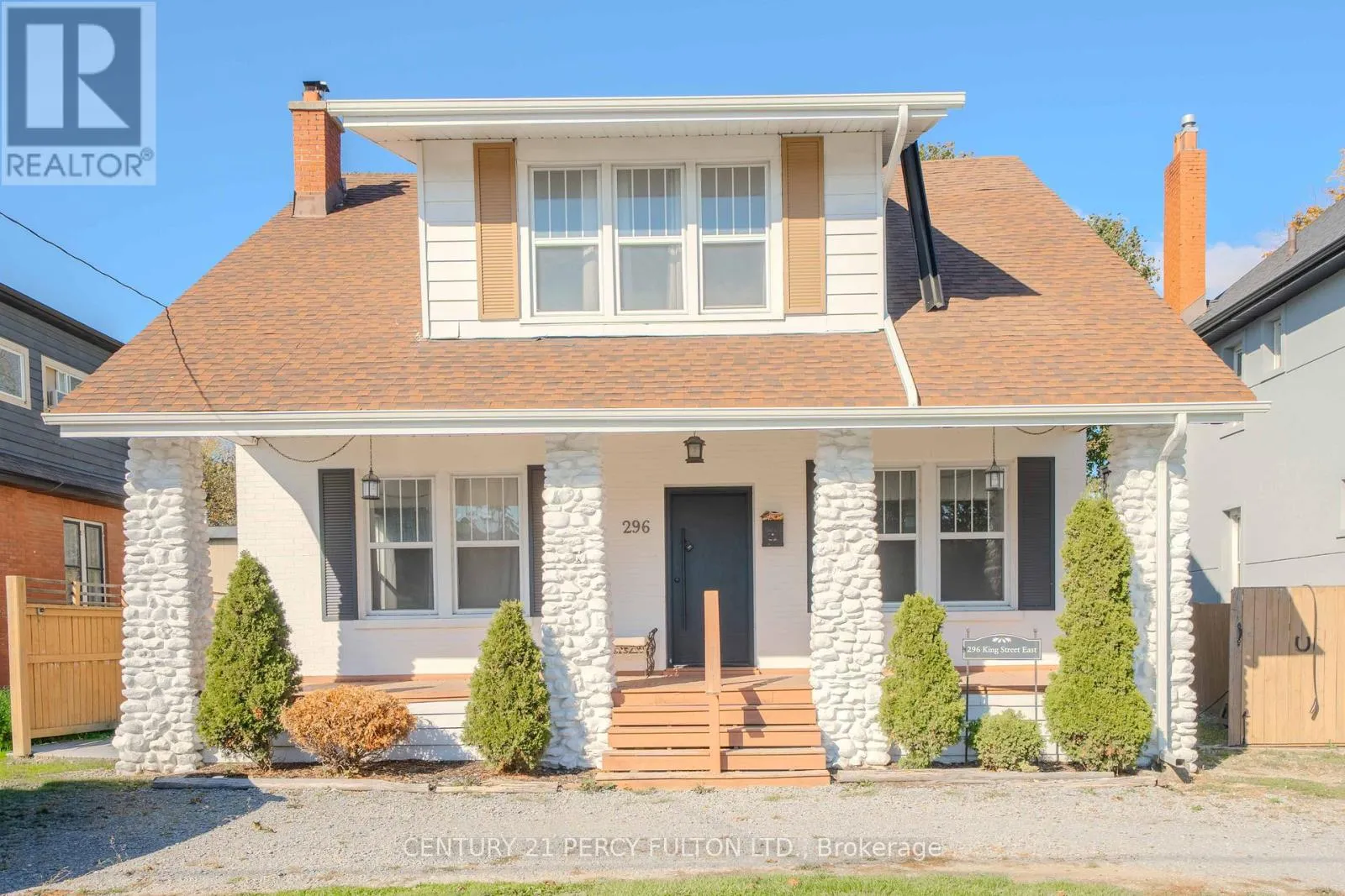 House for rent: 296 King Street E, Oshawa, Ontario L1H 1C8