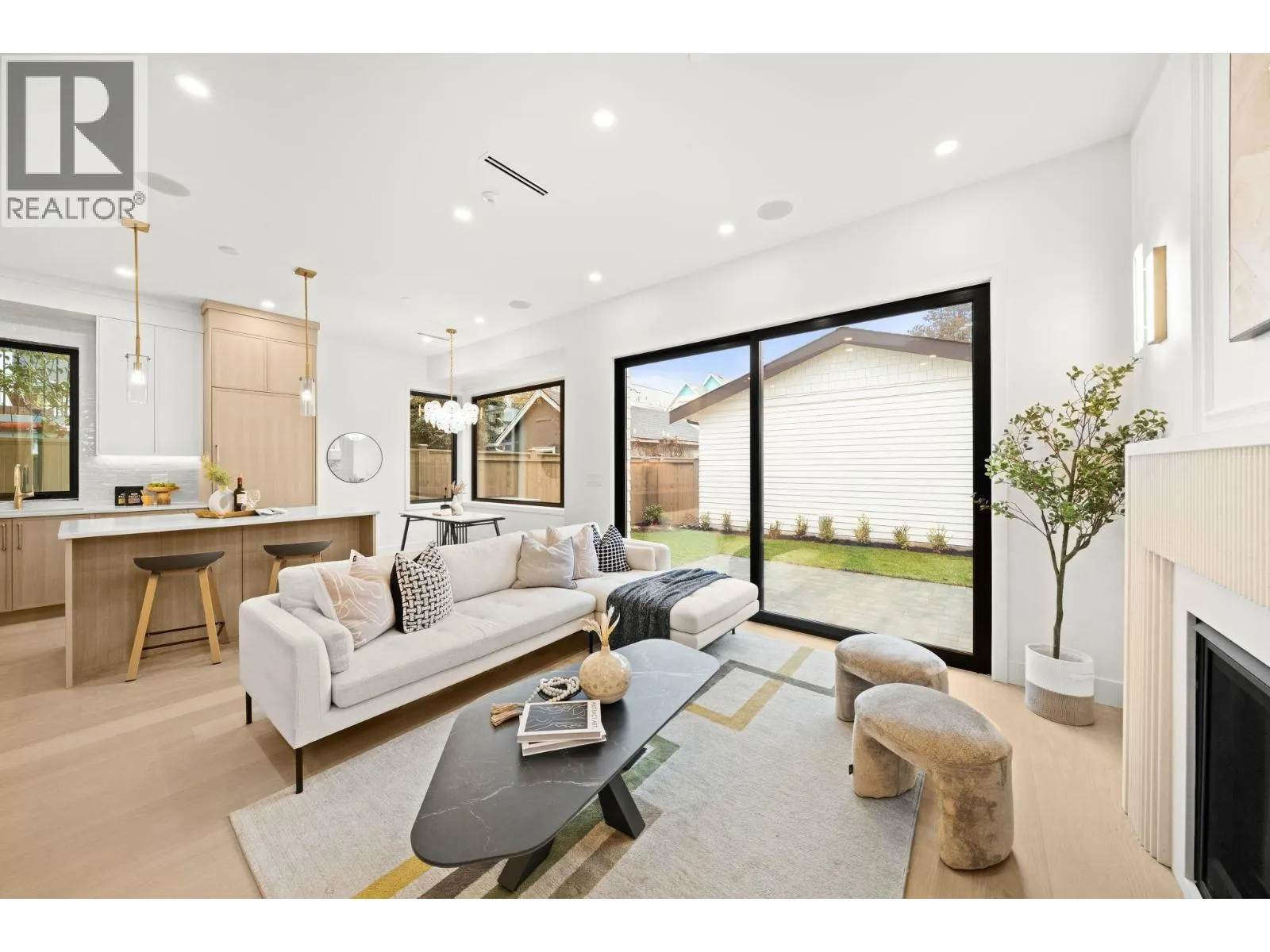 Duplex for rent: 2965 Glen Drive, Vancouver, British Columbia V5T 2P1