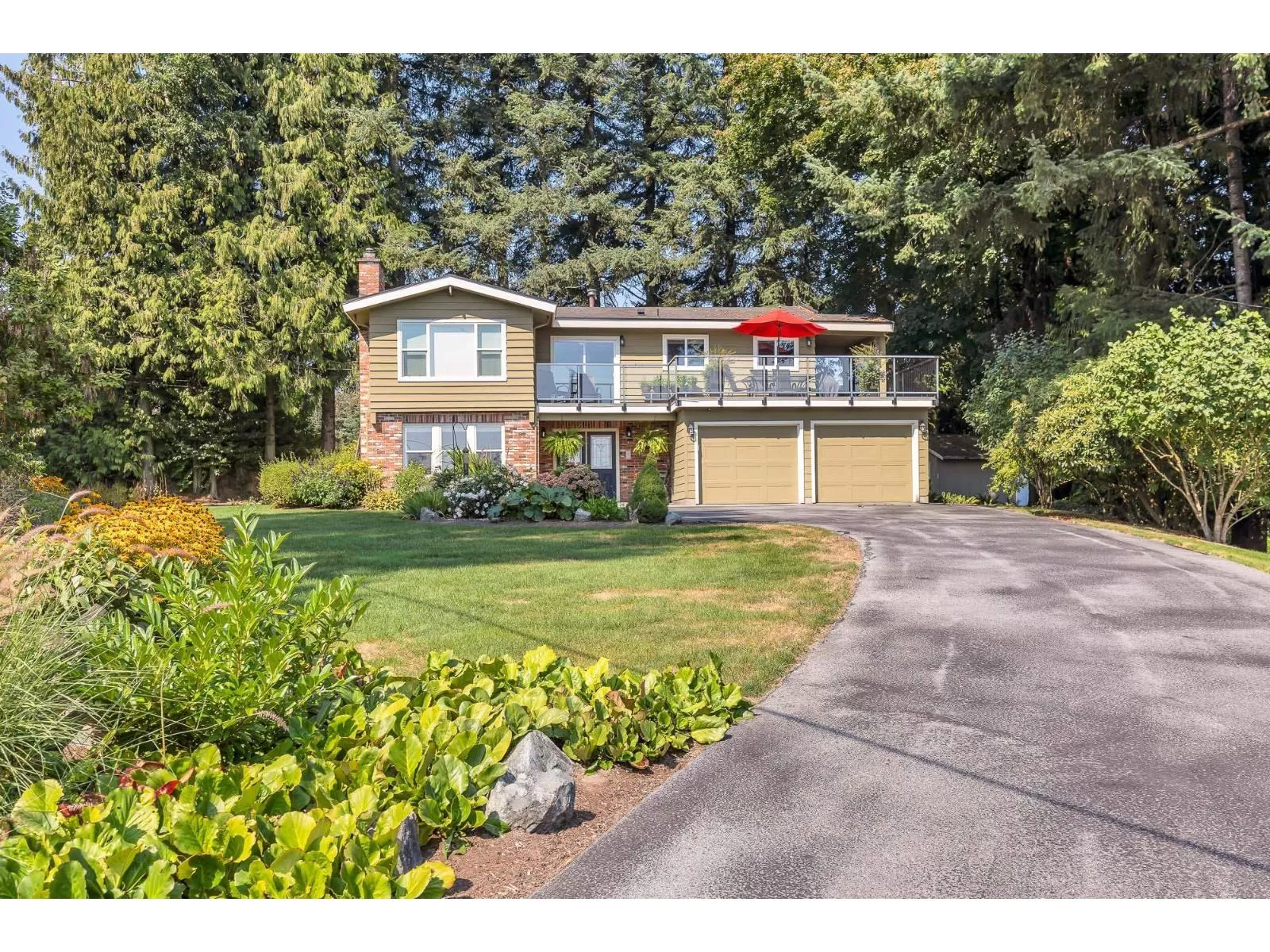 House for rent: 29665 Glengarry Avenue, Abbotsford, British Columbia V4X 1Z7