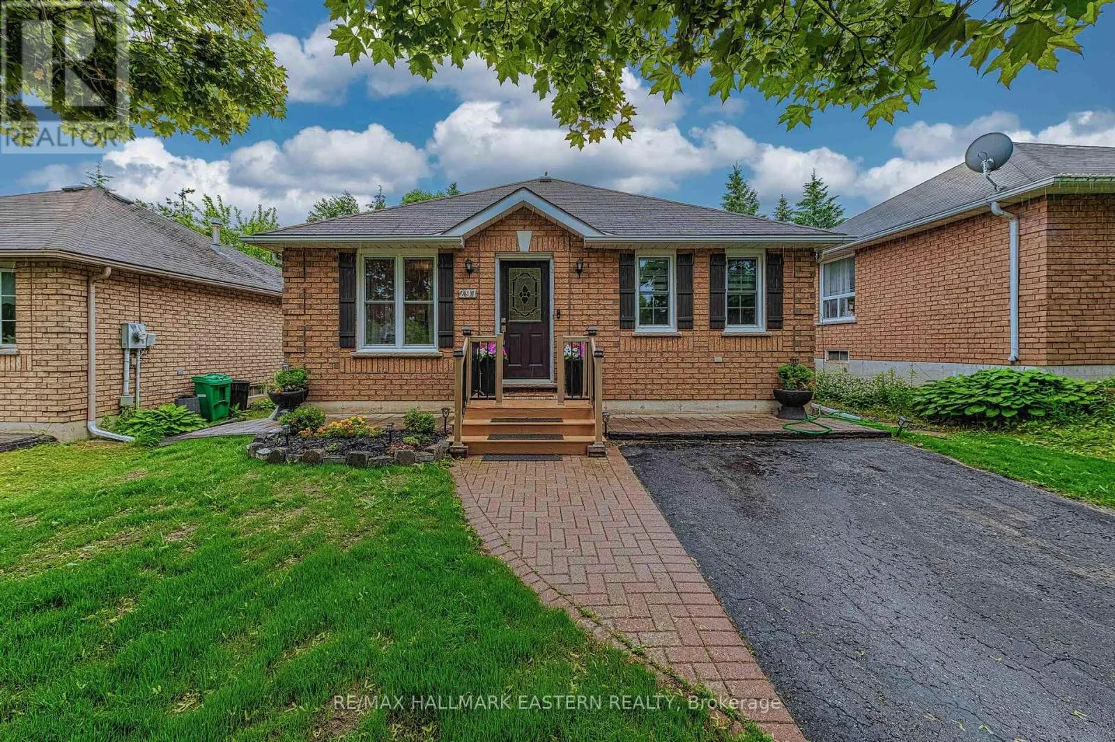 House for rent: 297 Towerhill Road, Peterborough North, Ontario K9H 7N1