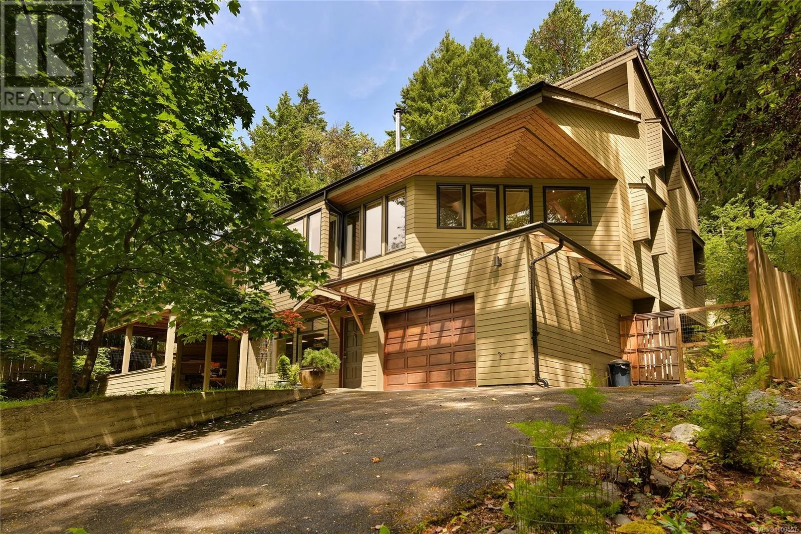 House for rent: 297 Wood Dale Dr, Mayne Island, British Columbia V0N 2J2