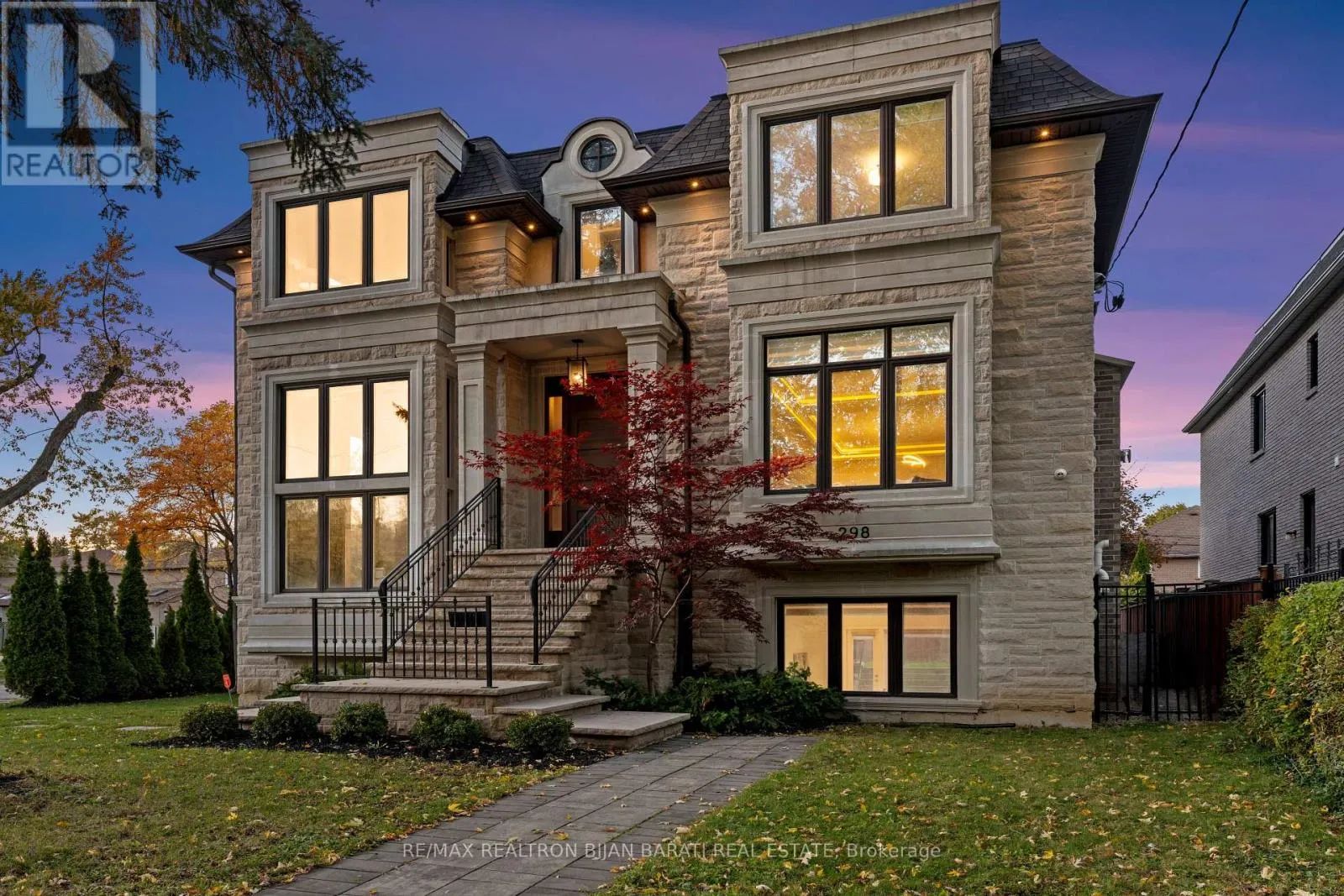 House for rent: 298 Hollywood Avenue, Toronto, Ontario M2N 3L2