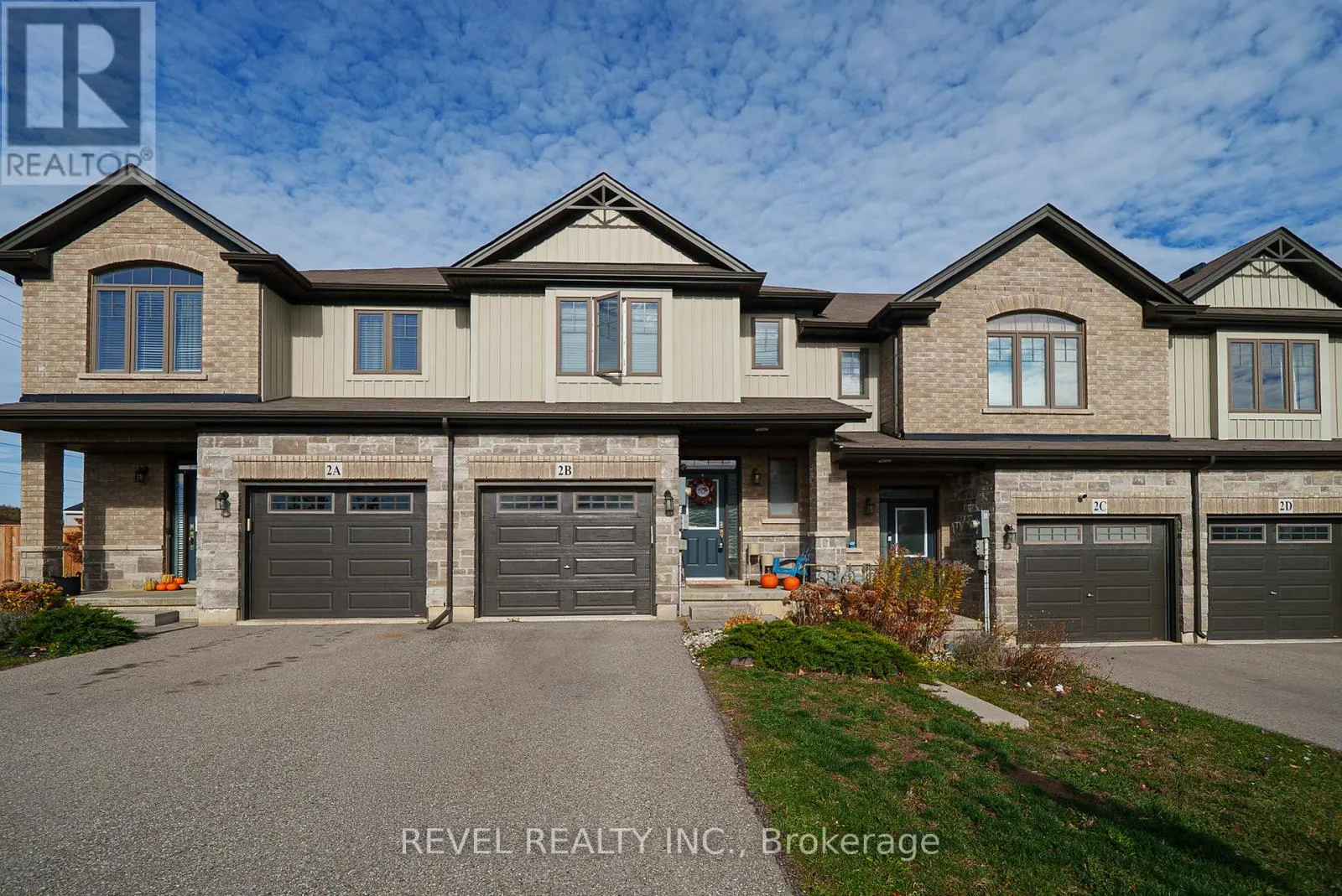 Row / Townhouse for rent: 2b Vic Chambers Place, Brant, Ontario N3L 0E7