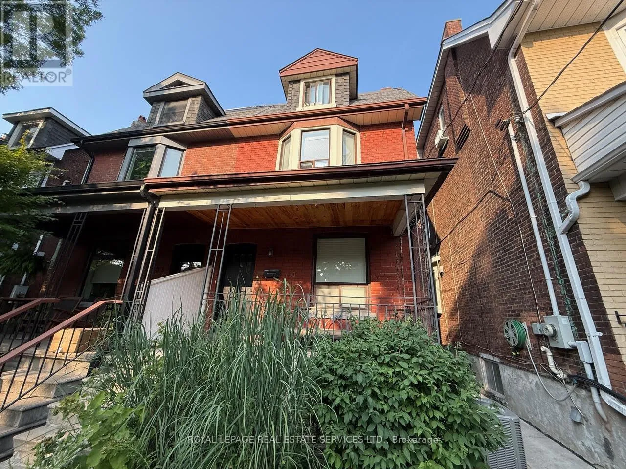 House for rent: 2nd Fl - 263 Grace Street, Toronto, Ontario M6G 3A7