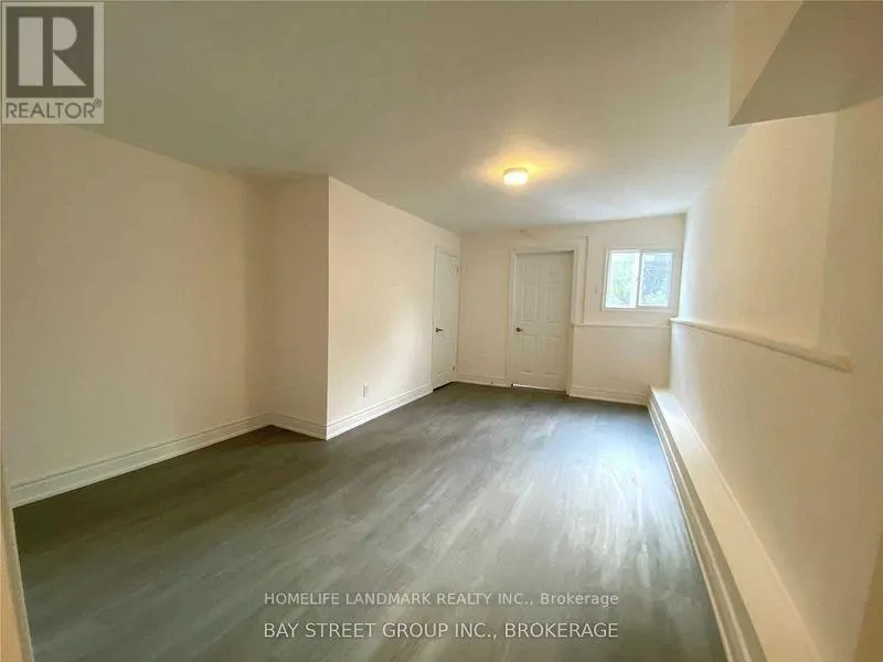 Other for rent: 2nd Fl - 3238 Yonge Street, Toronto, Ontario M4N 2L4