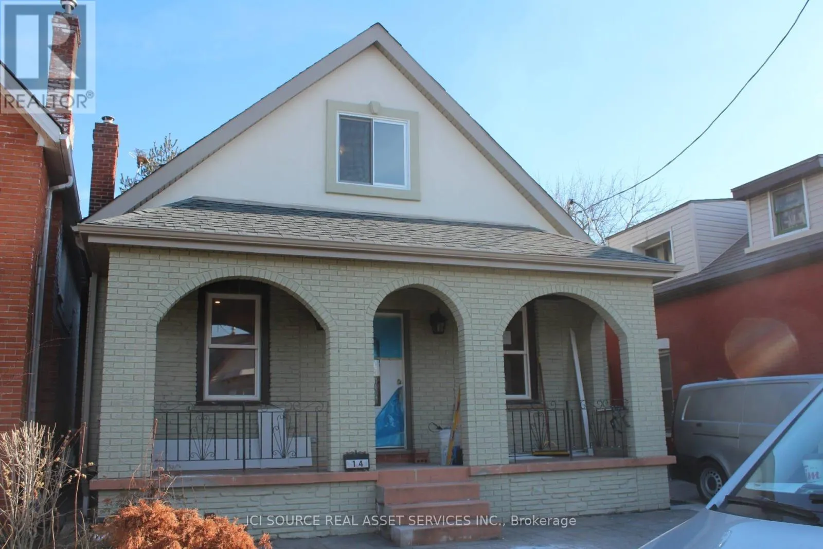 House for rent: 2nd Floor - 14 Leeming Street, Hamilton, Ontario L8L 5T3