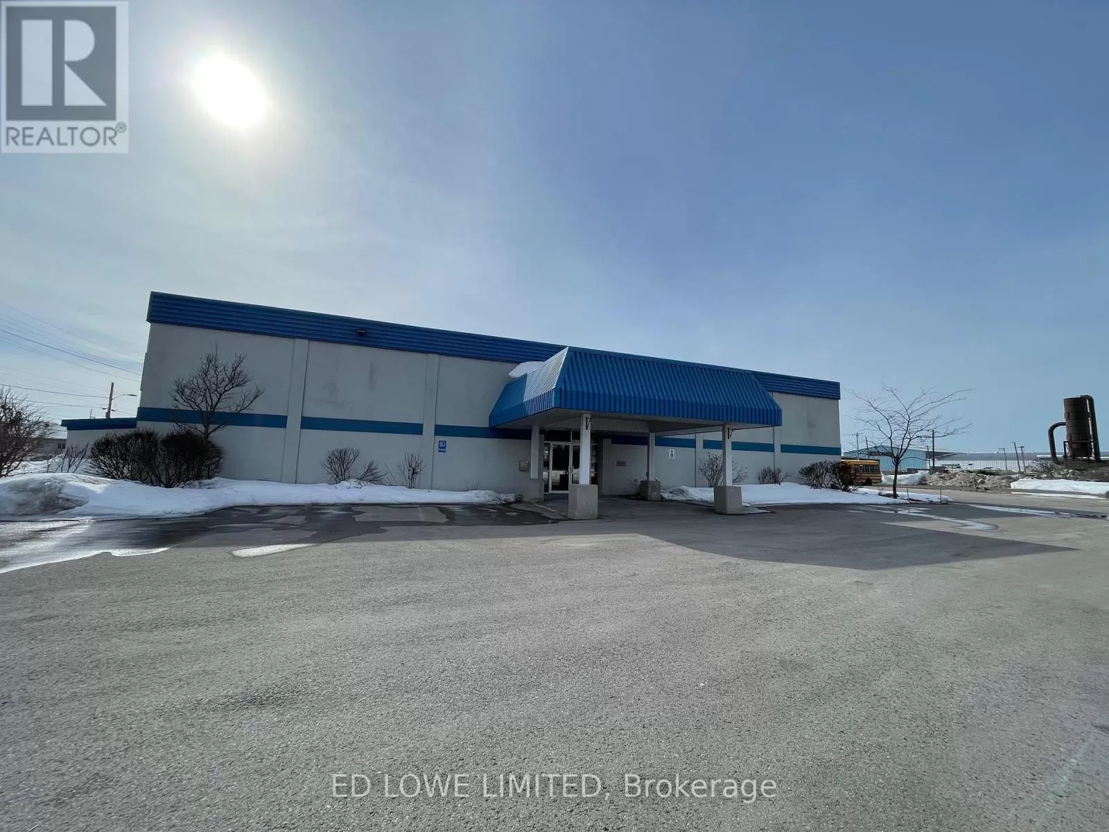 Offices for rent: 2nd Floor - 24 James Street E, Orillia, Ontario L3V 1L1