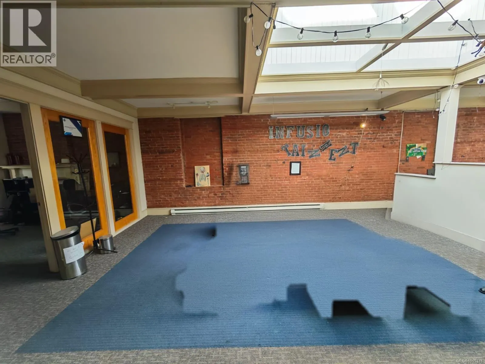 Offices for rent: 2nd Floor 514 Fort St, Victoria, British Columbia V8W 1E6