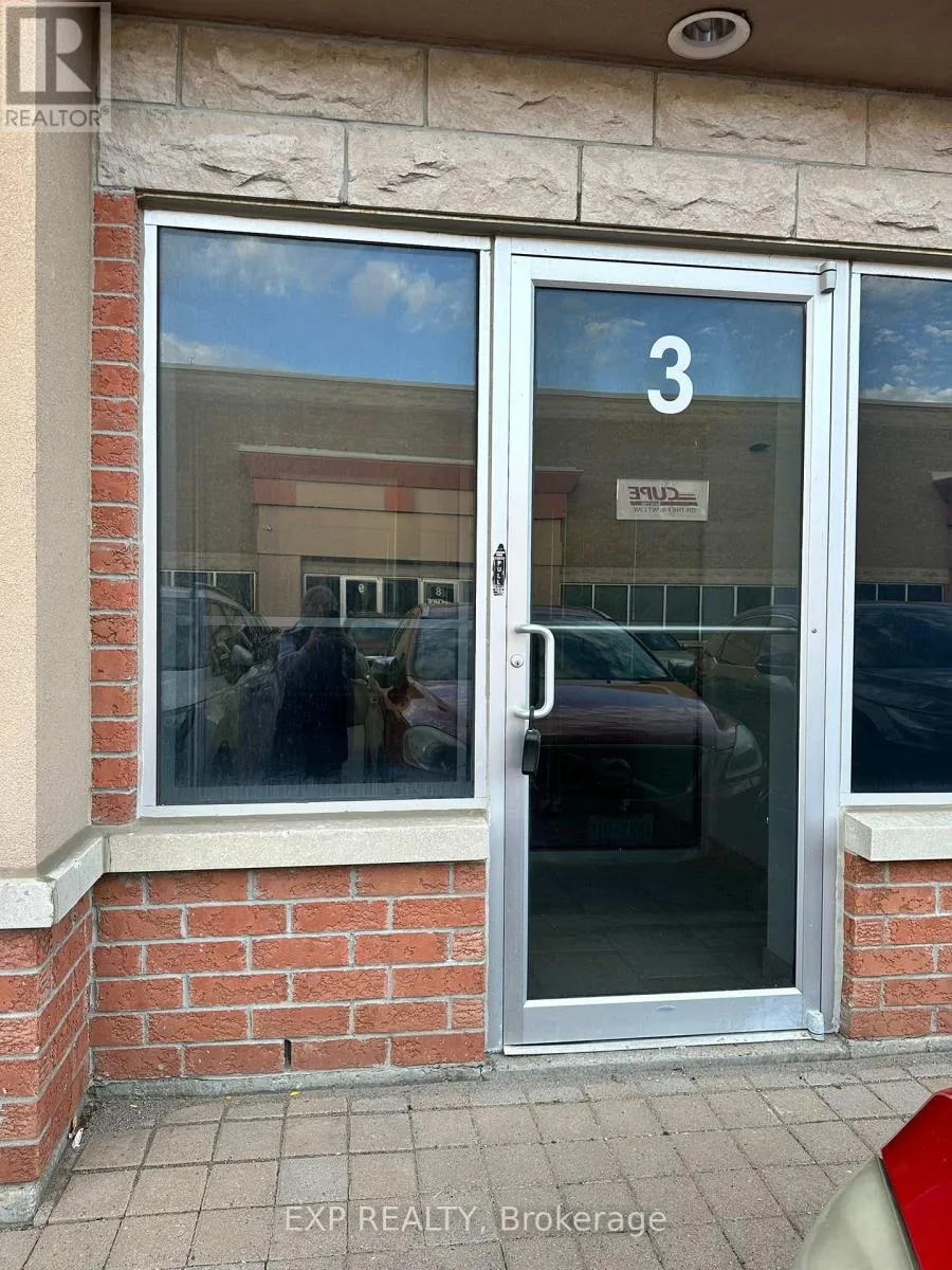 Multi-Tenant Industrial for rent: 3 - 1150 Kerrisdale Boulevard, Newmarket, Ontario L3Y 8L3
