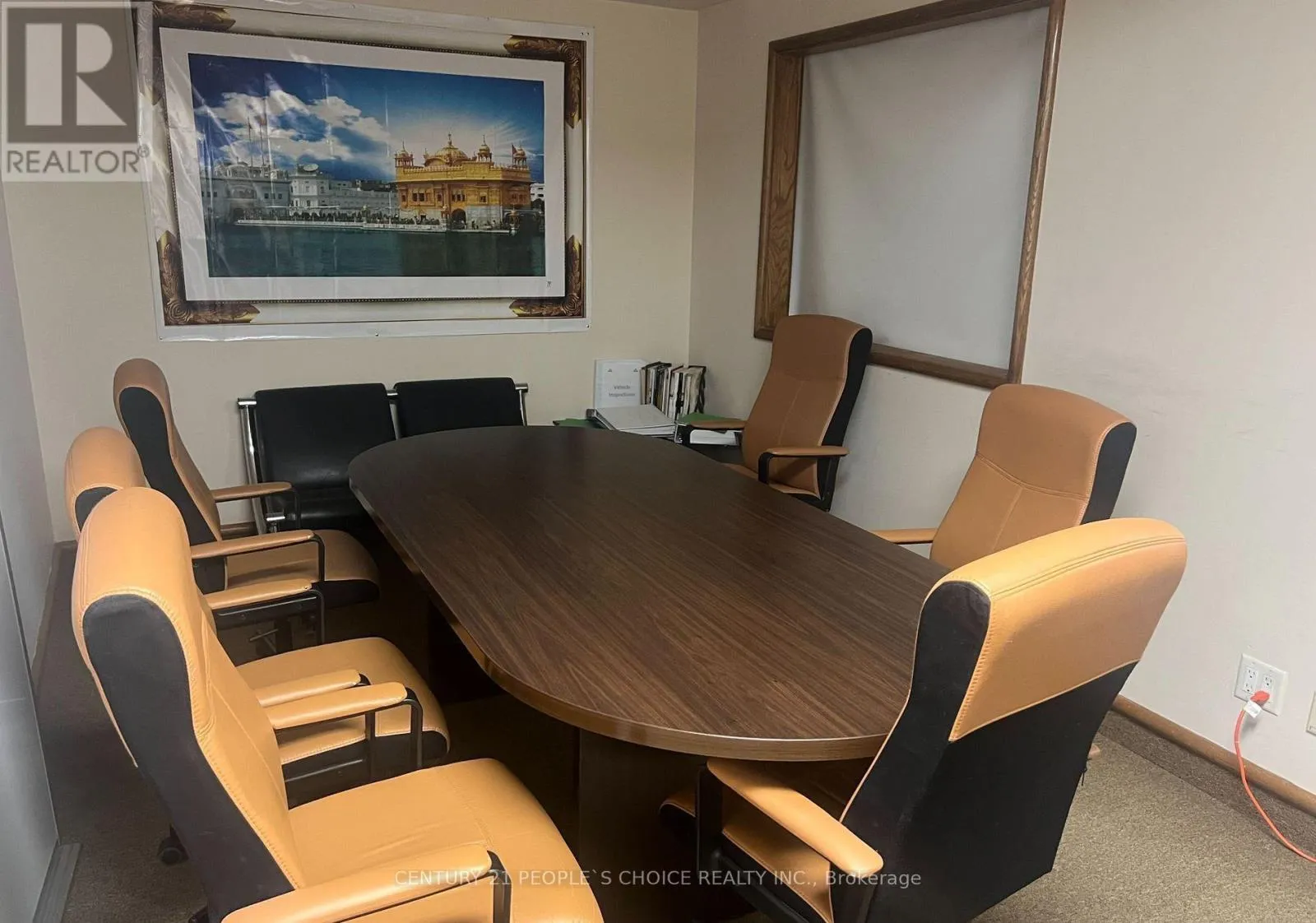 Offices for rent: 3 - 139 Devon Road, Brampton, Ontario L6T 5L8