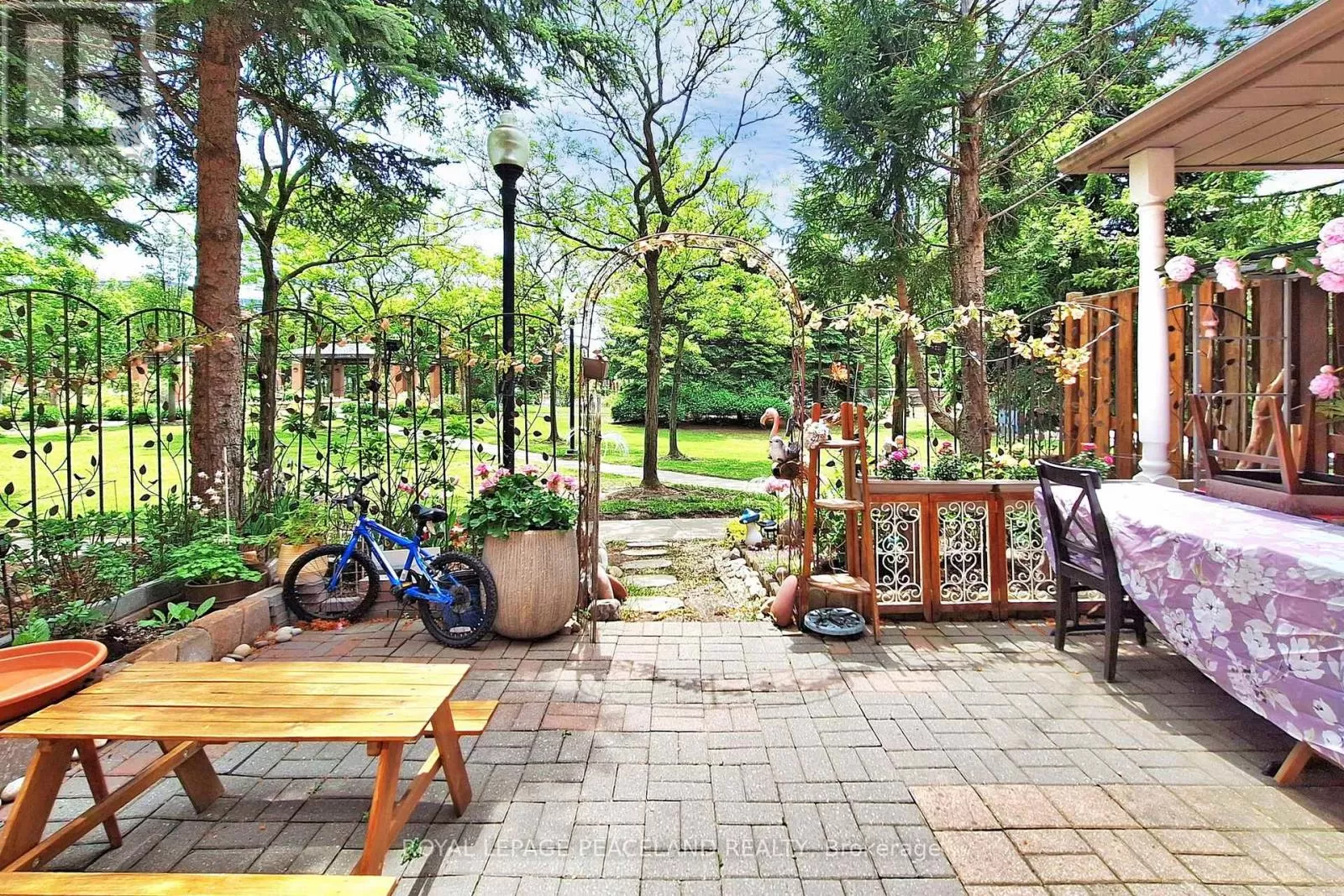 Row / Townhouse for rent: 3 - 15 St Moritz Way, Markham, Ontario L3R 4G2