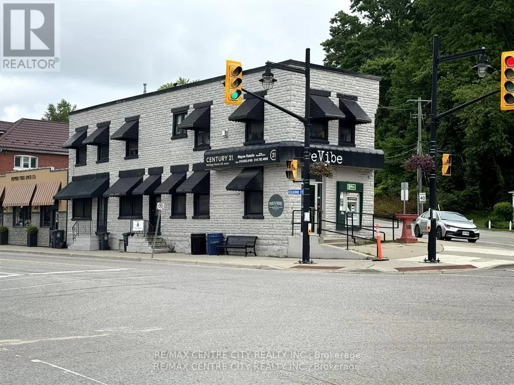 Apartment for rent: 3 - 221 Colbornne Street, Central Elgin, Ontario N5L 1C2