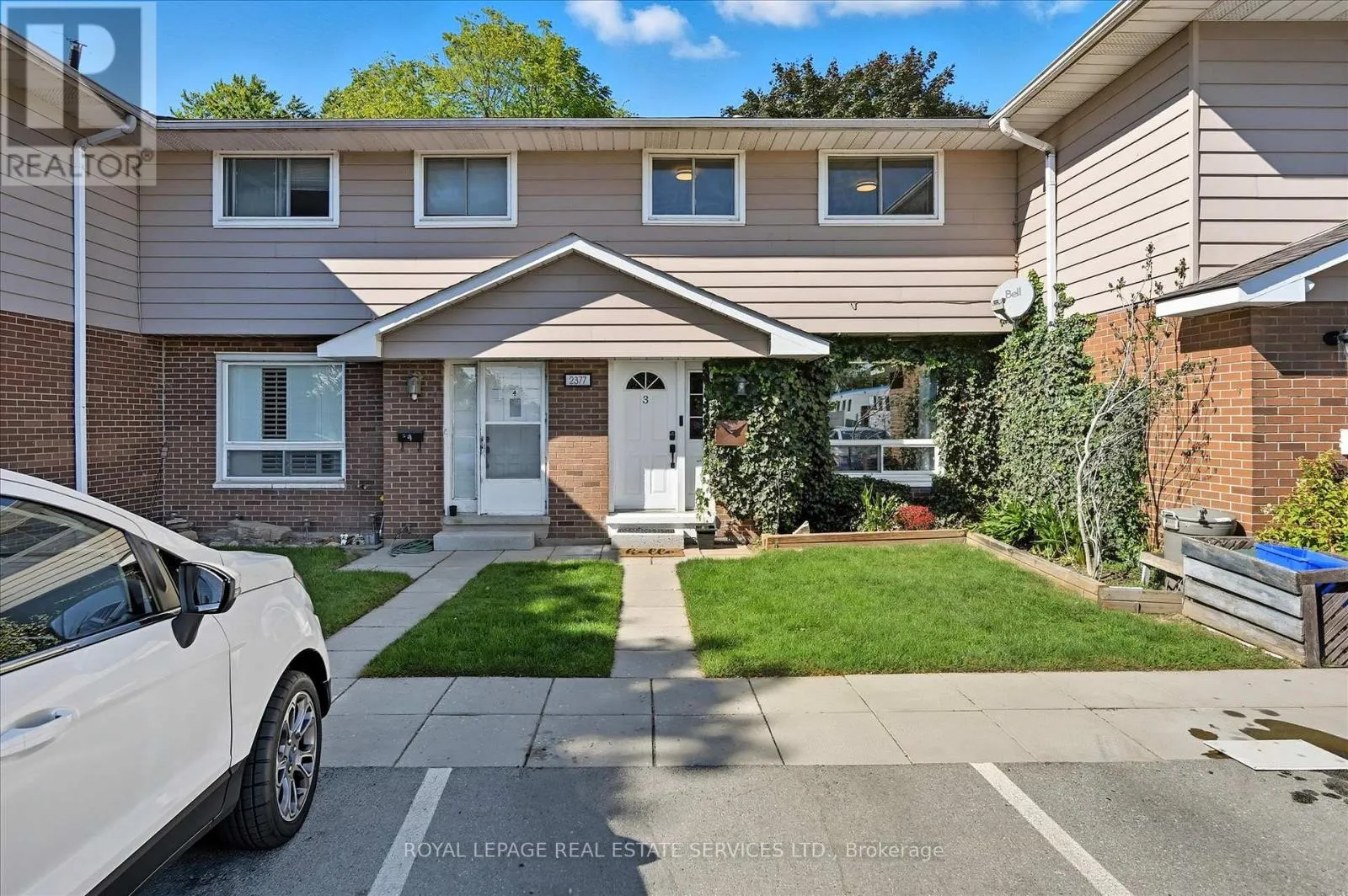 Row / Townhouse for rent: 3 - 2377 Industrial Street, Burlington, Ontario L7P 1A4