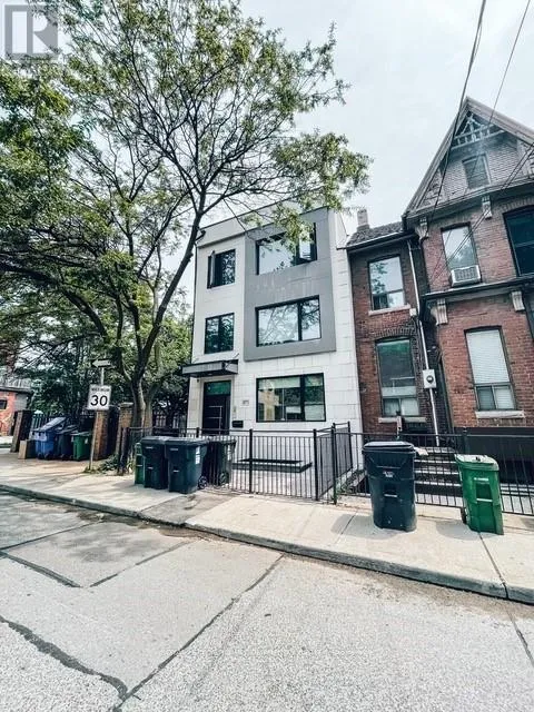 Fourplex for rent: 3 - 271 Ontario Street, Toronto, Ontario M5A 2V6