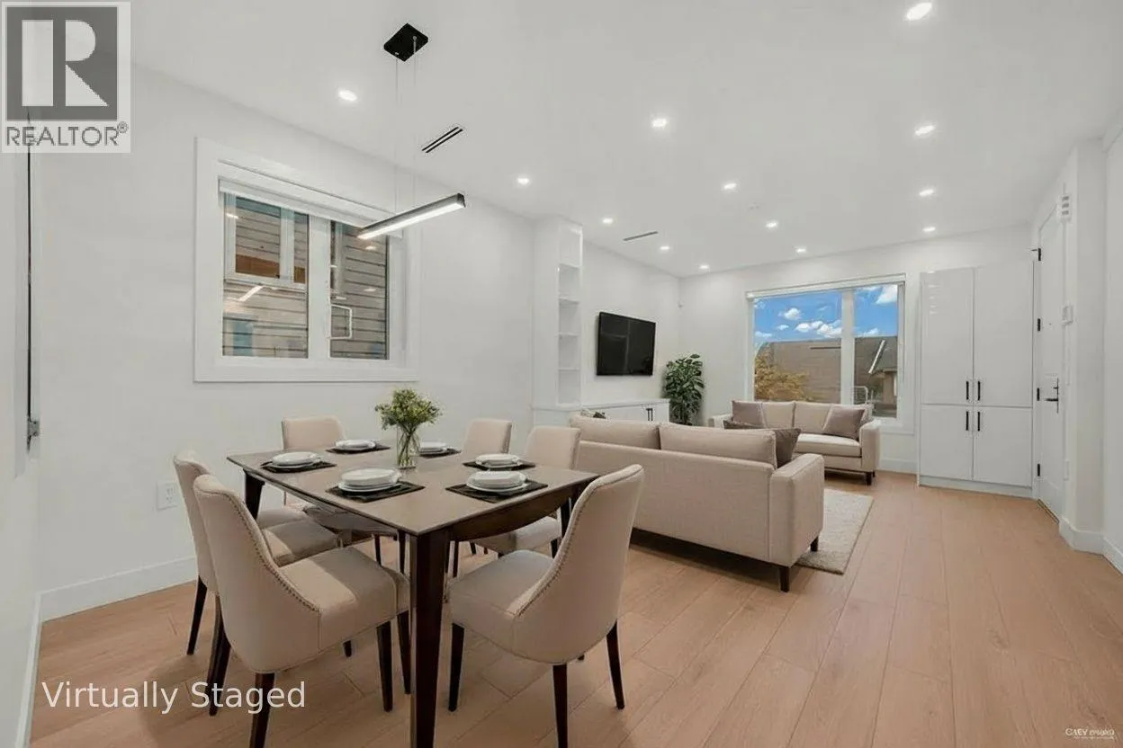 Duplex for rent: 3 3090 Vanness Avenue, Vancouver, British Columbia V5R 5A1