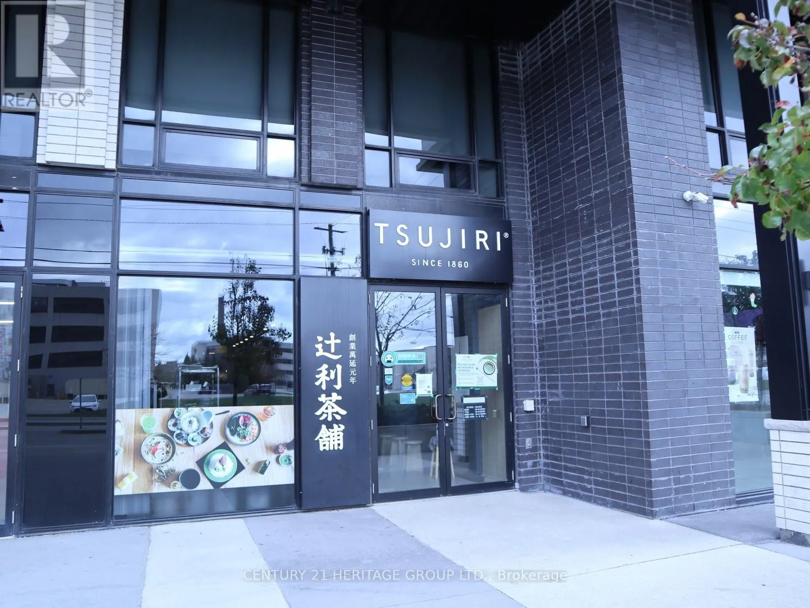 3 - 330 Phillip Street, Waterloo, Ontario N2L 3W9