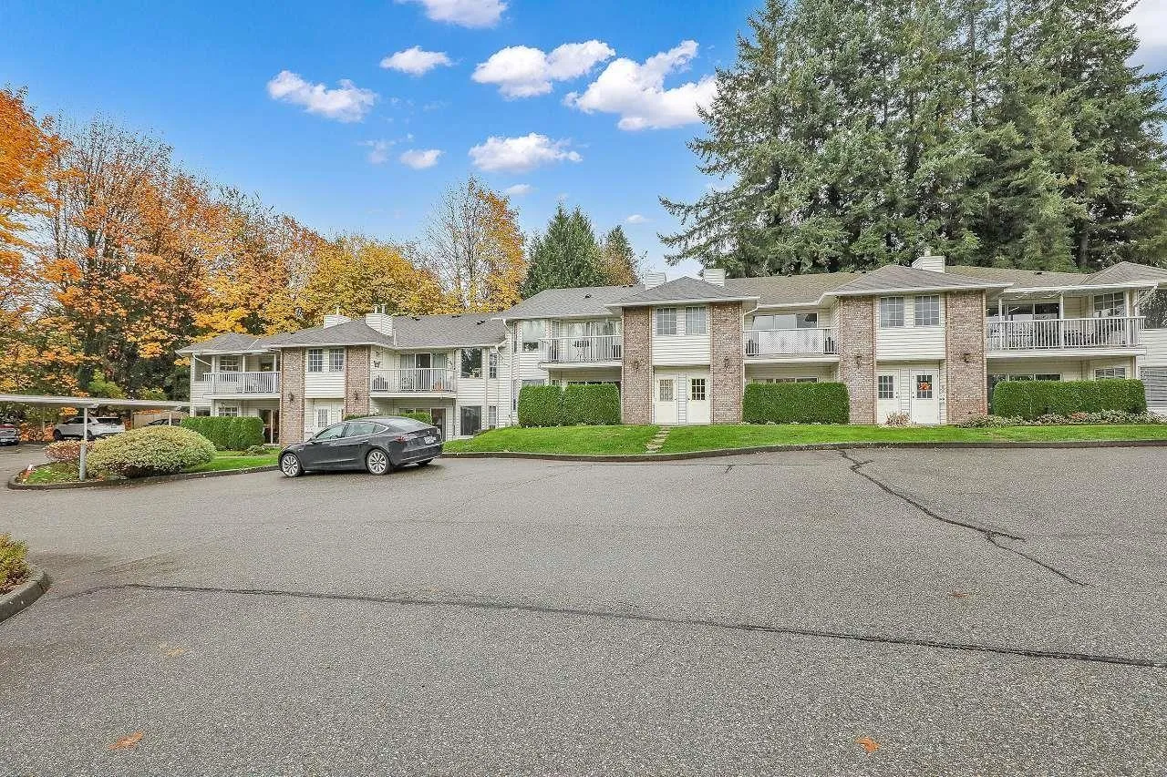 Row / Townhouse for rent: 3 33123 George Ferguson Way, Abbotsford, British Columbia V2S 2L6