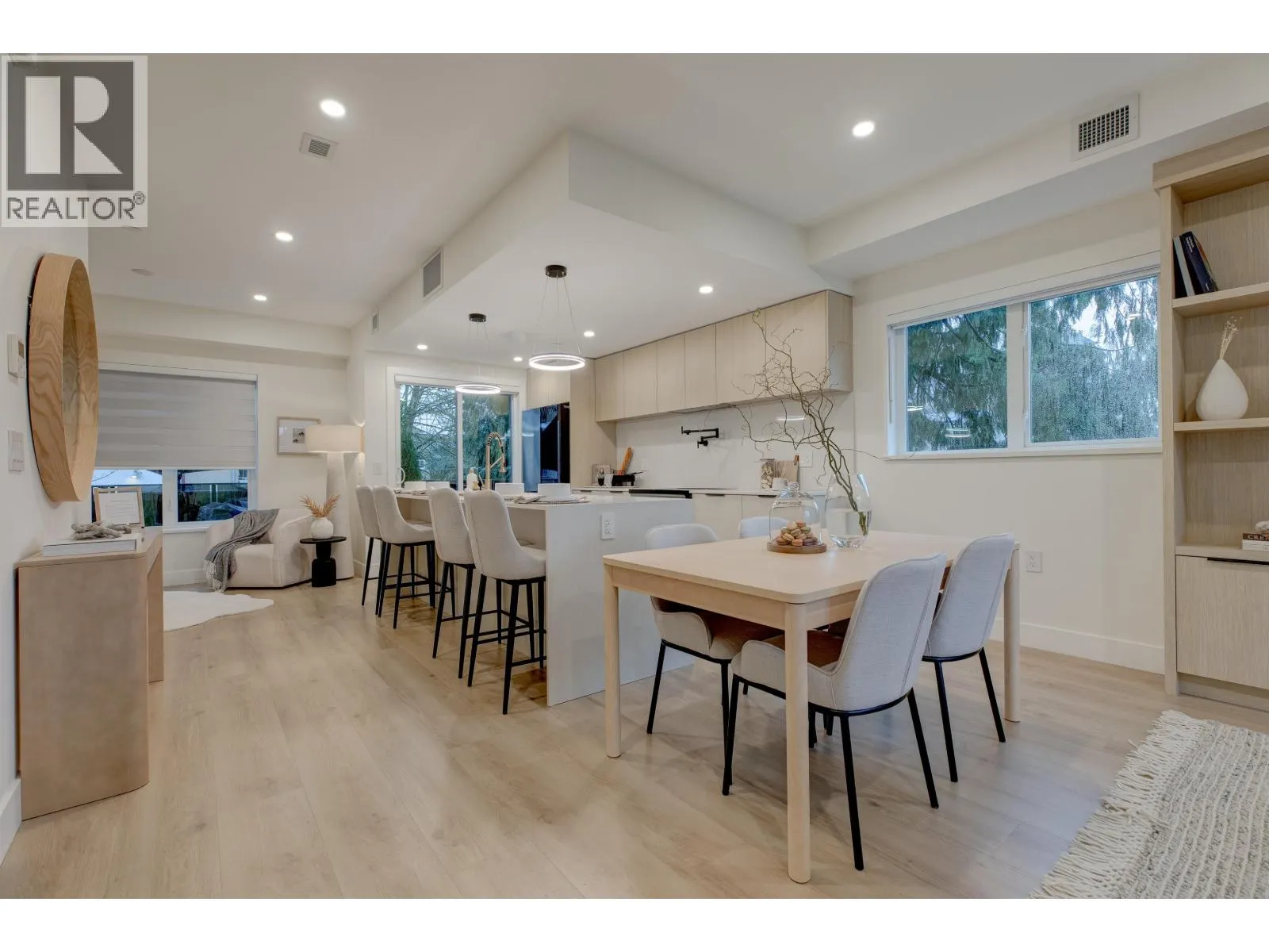 Row / Townhouse for rent: 3 339 Keary Street, New Westminster, British Columbia V3L 3L2