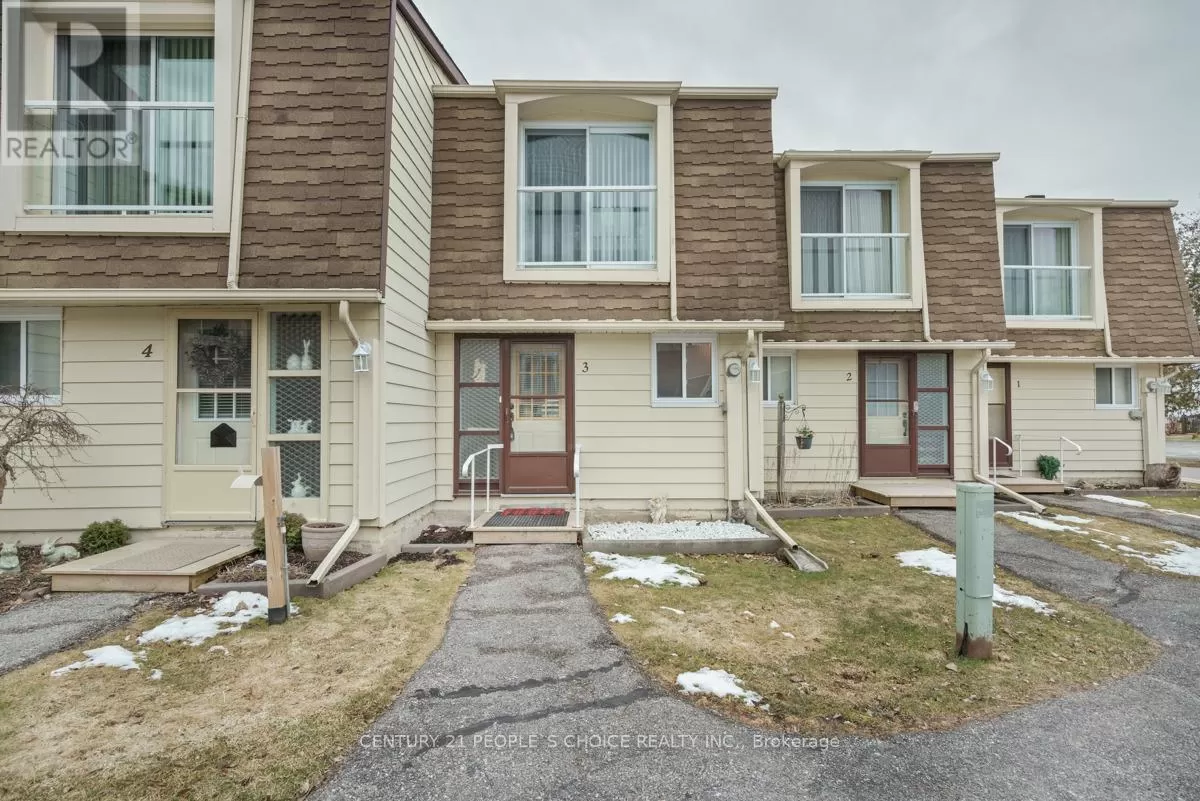 Row / Townhouse for rent: 3 - 4 Paradise Boulevard, Ramara, Ontario L0K 1B0