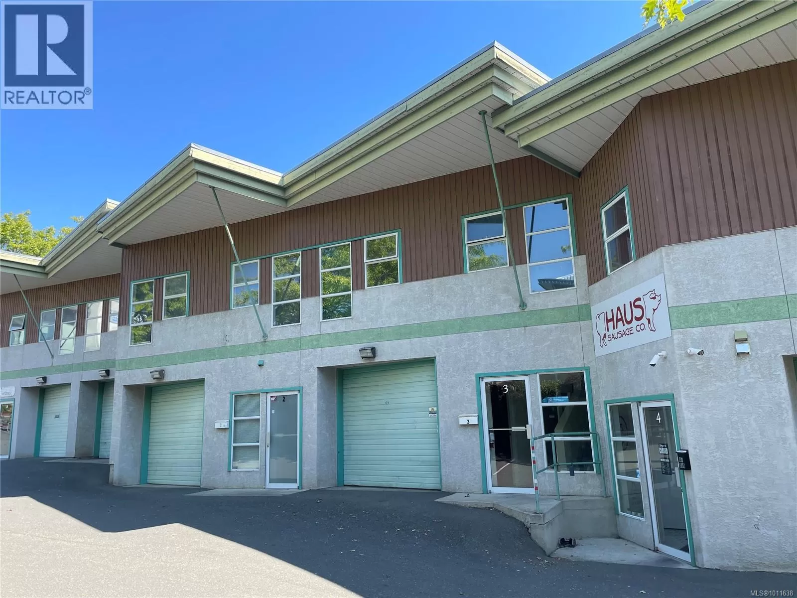 3 515 Dupplin Rd, Saanich, British Columbia V8Z 1C2