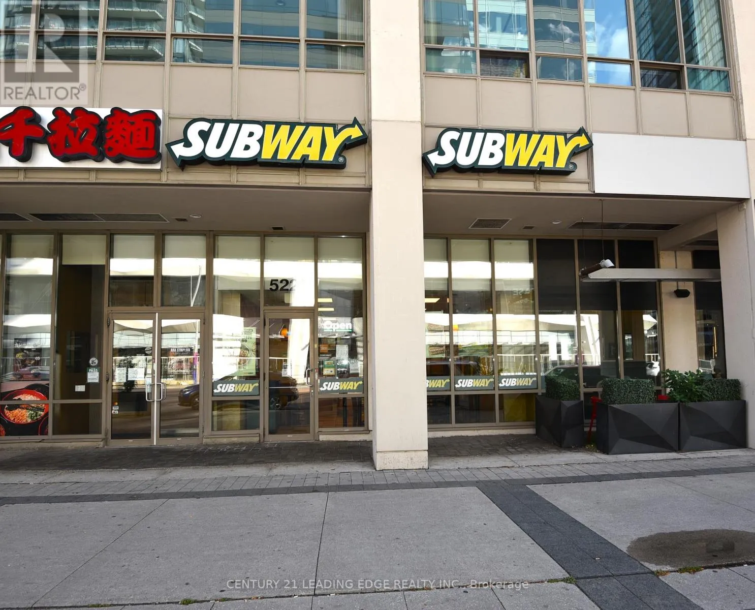 3 - 5225 Yonge Street, Toronto, Ontario M2N 5P8