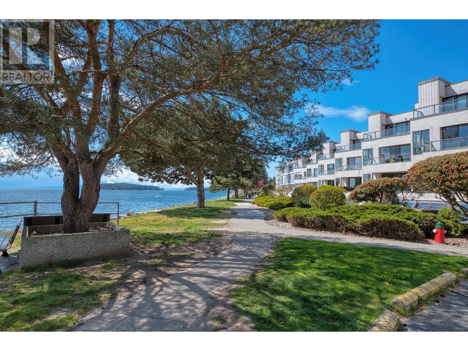 3 5477 Wharf Avenue, Sechelt, British Columbia V7Z 0H5