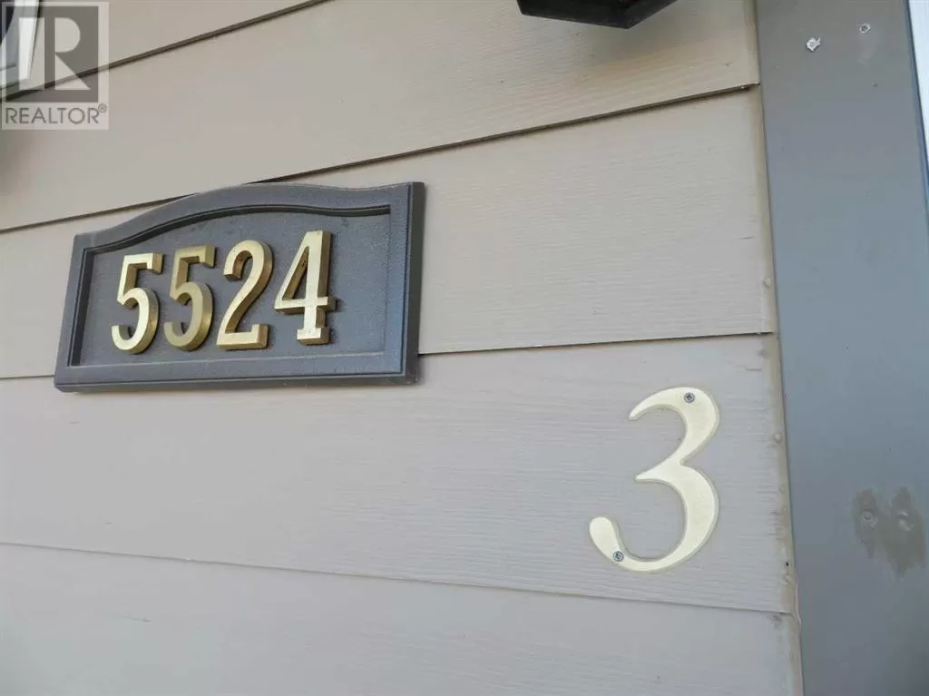 3, 5524 49 Avenue, Lloydminster, Saskatchewan S9V 0V4