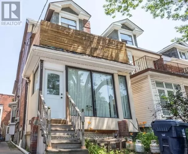 House for rent: 3 - 693 Euclid Avenue, Toronto, Ontario M6G 2T8