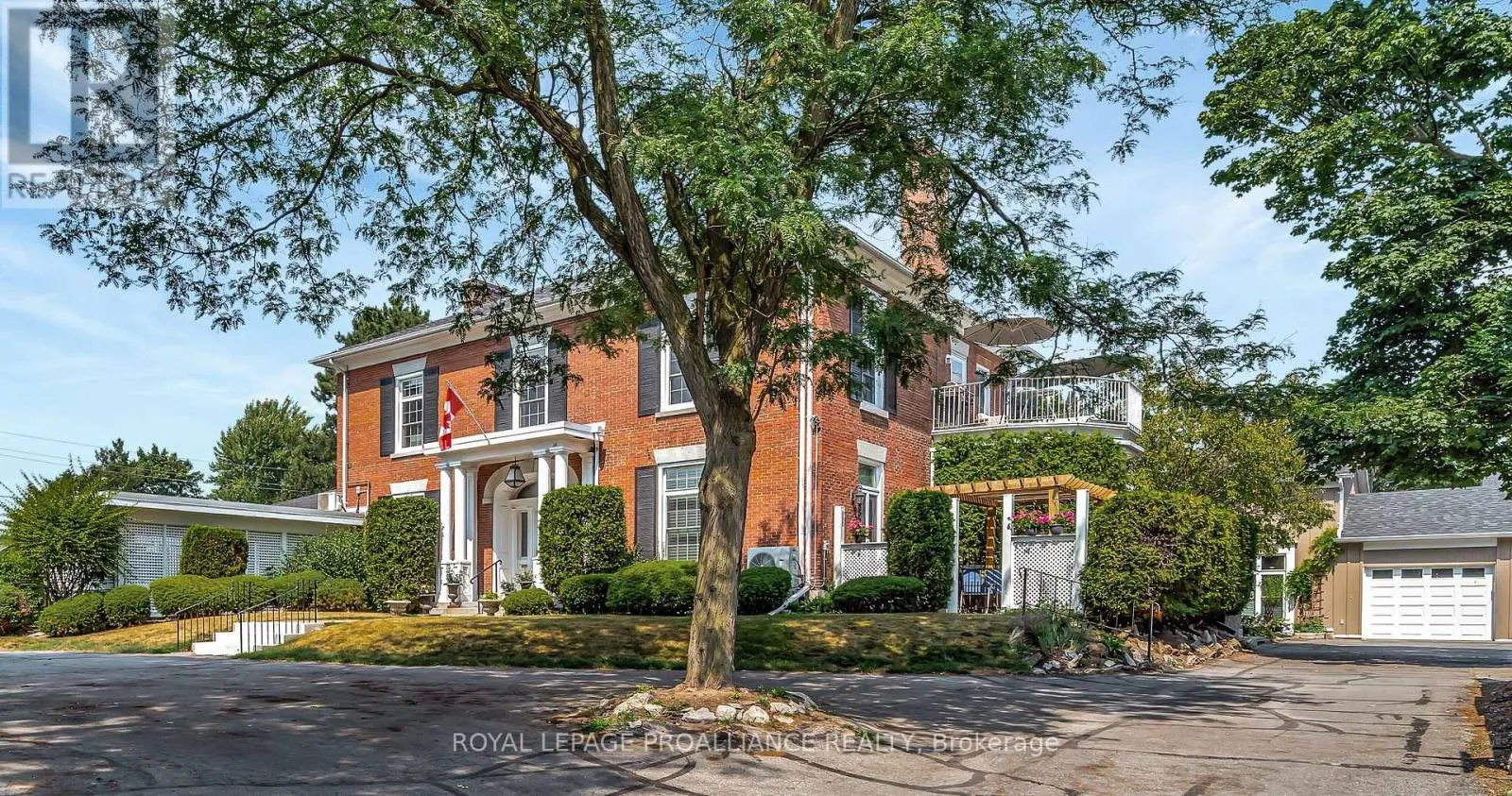 Row / Townhouse for rent: 3 - 99 Bridge Street E, Belleville, Ontario K8N 1M2