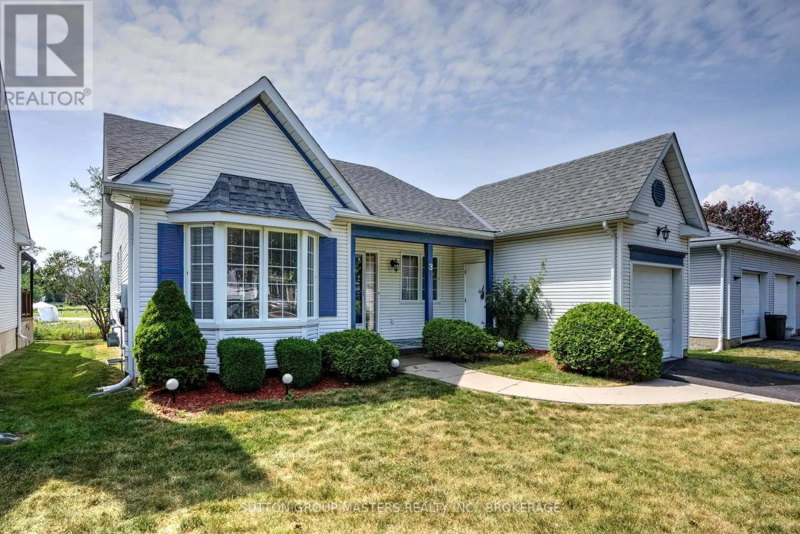 House for rent: 3 Abbey Dawn Drive, Loyalist, Ontario K0H 1G0