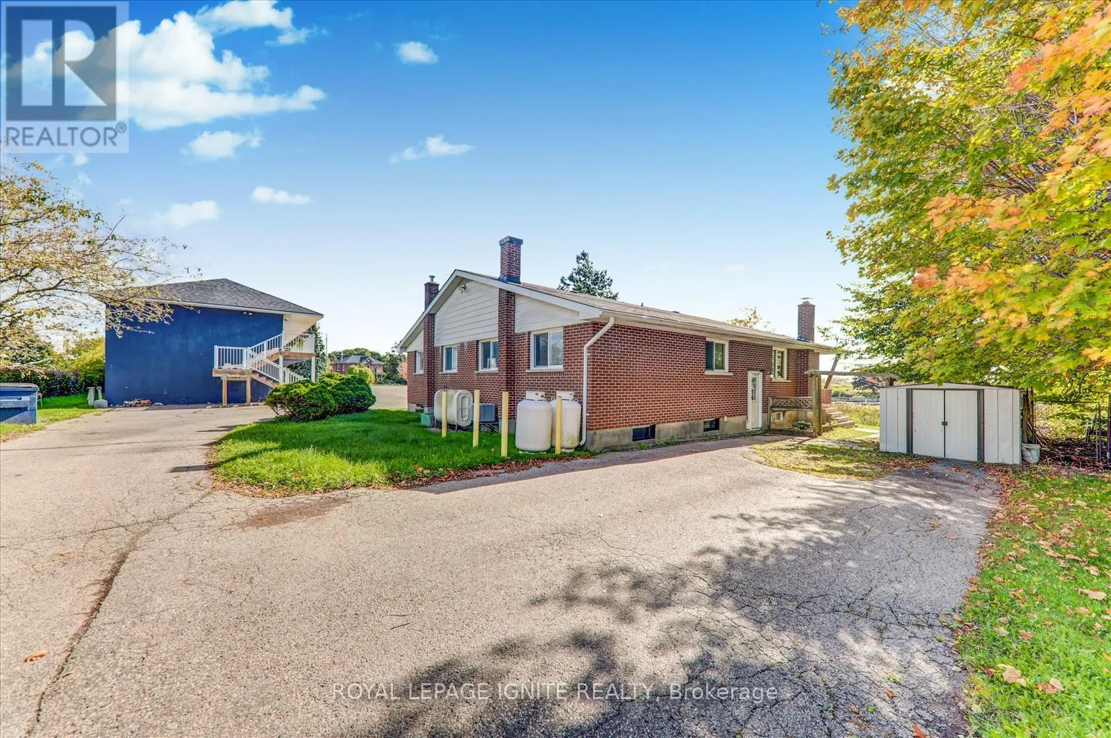 House for rent: 3 Bed Suite - 70 Port Darlington Road, Clarington, Ontario L1C 6T9