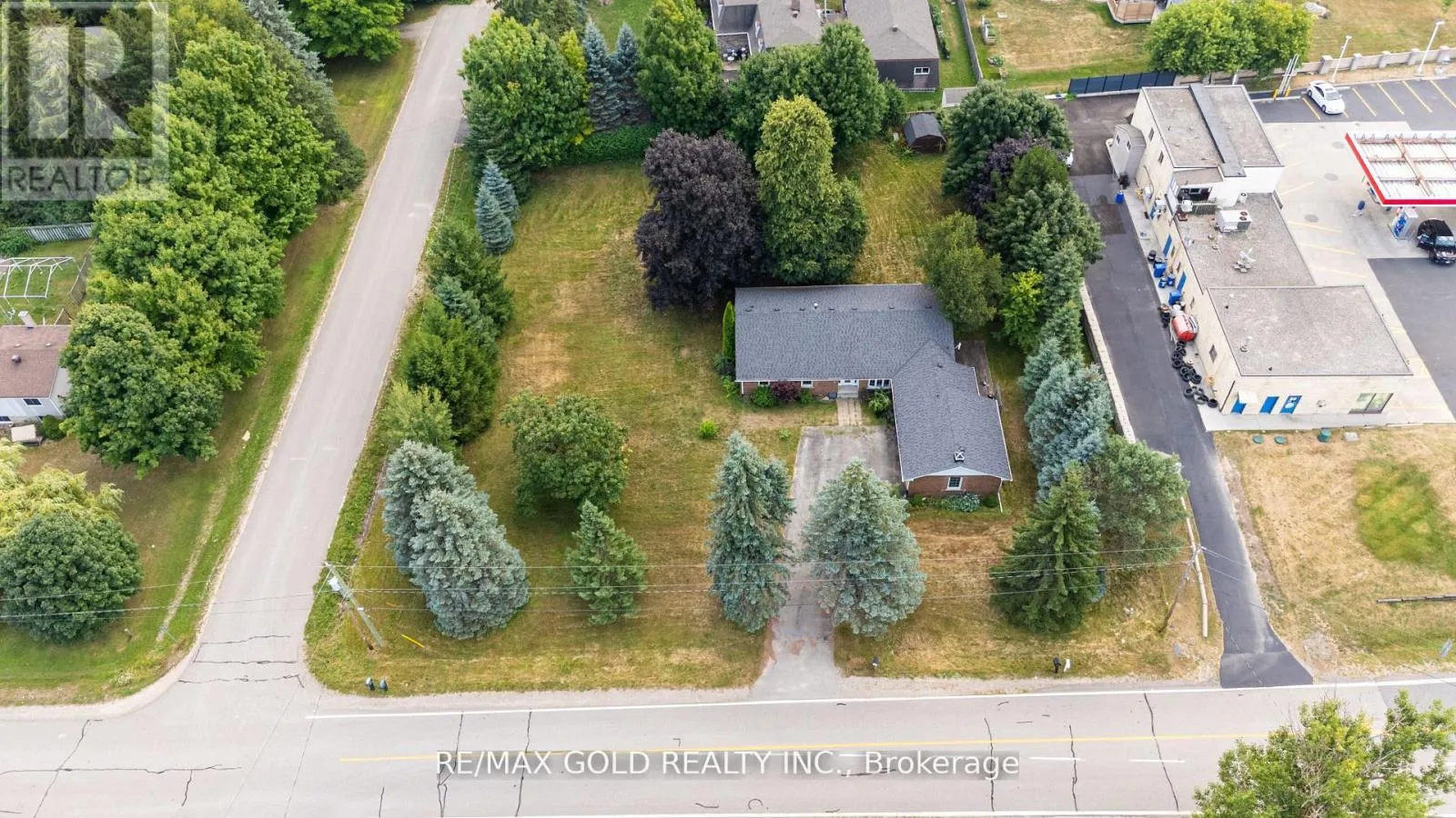 House for rent: 3 Cedar Grove Road, Mono, Ontario L9W 6X6