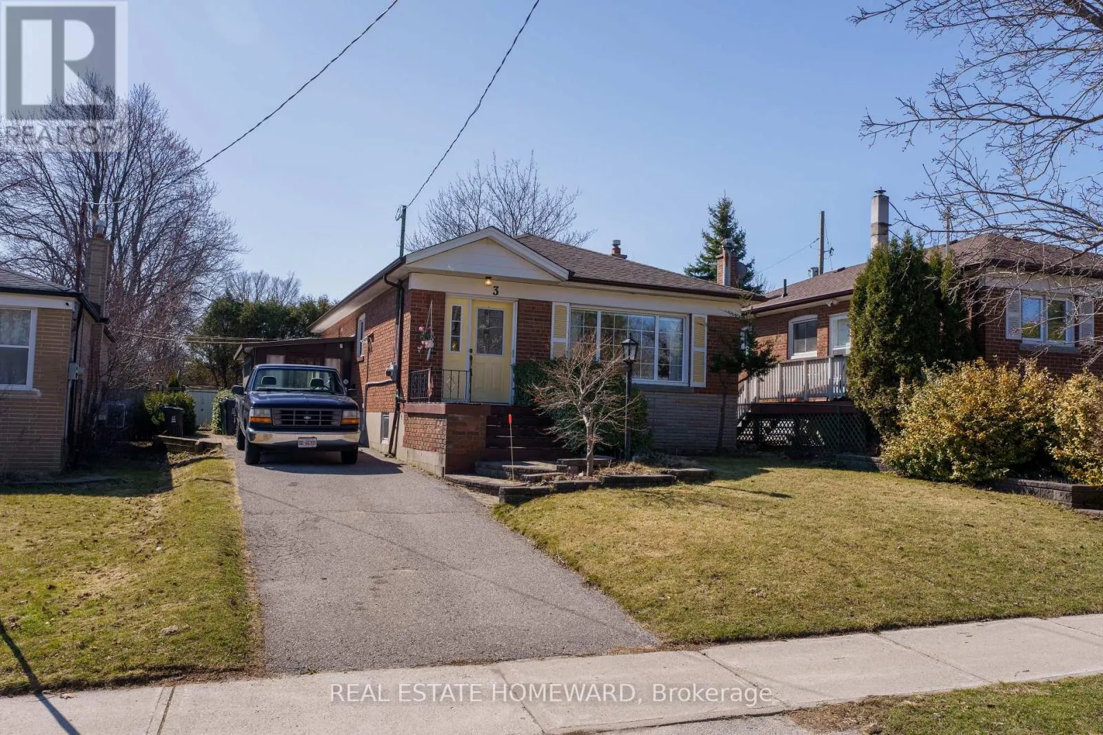 House for rent: 3 Chestermere Boulevard, Toronto, Ontario M1J 2X5