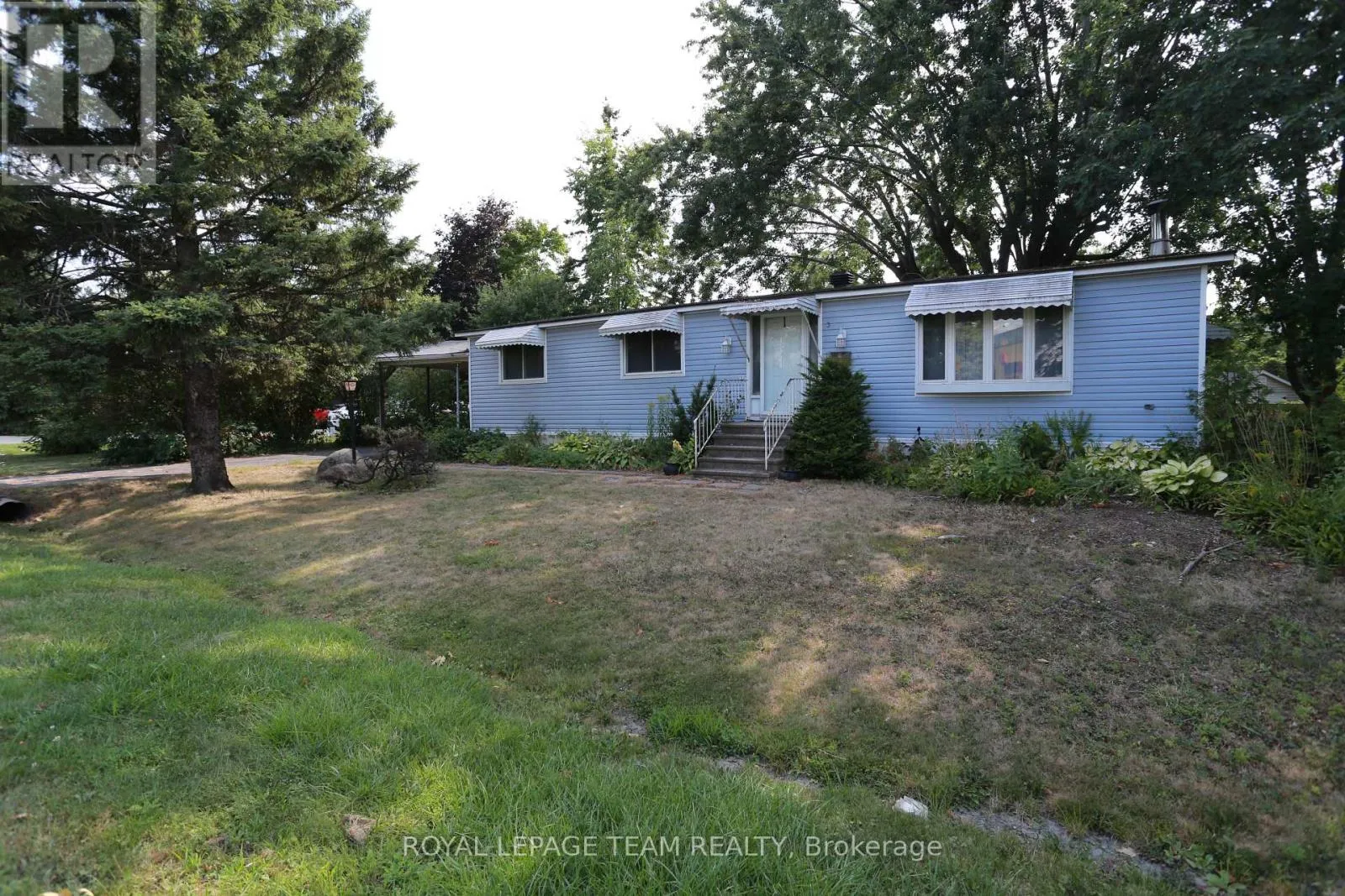 House for rent: 3 Fringewood Drive, Ottawa, Ontario K2S 1T1