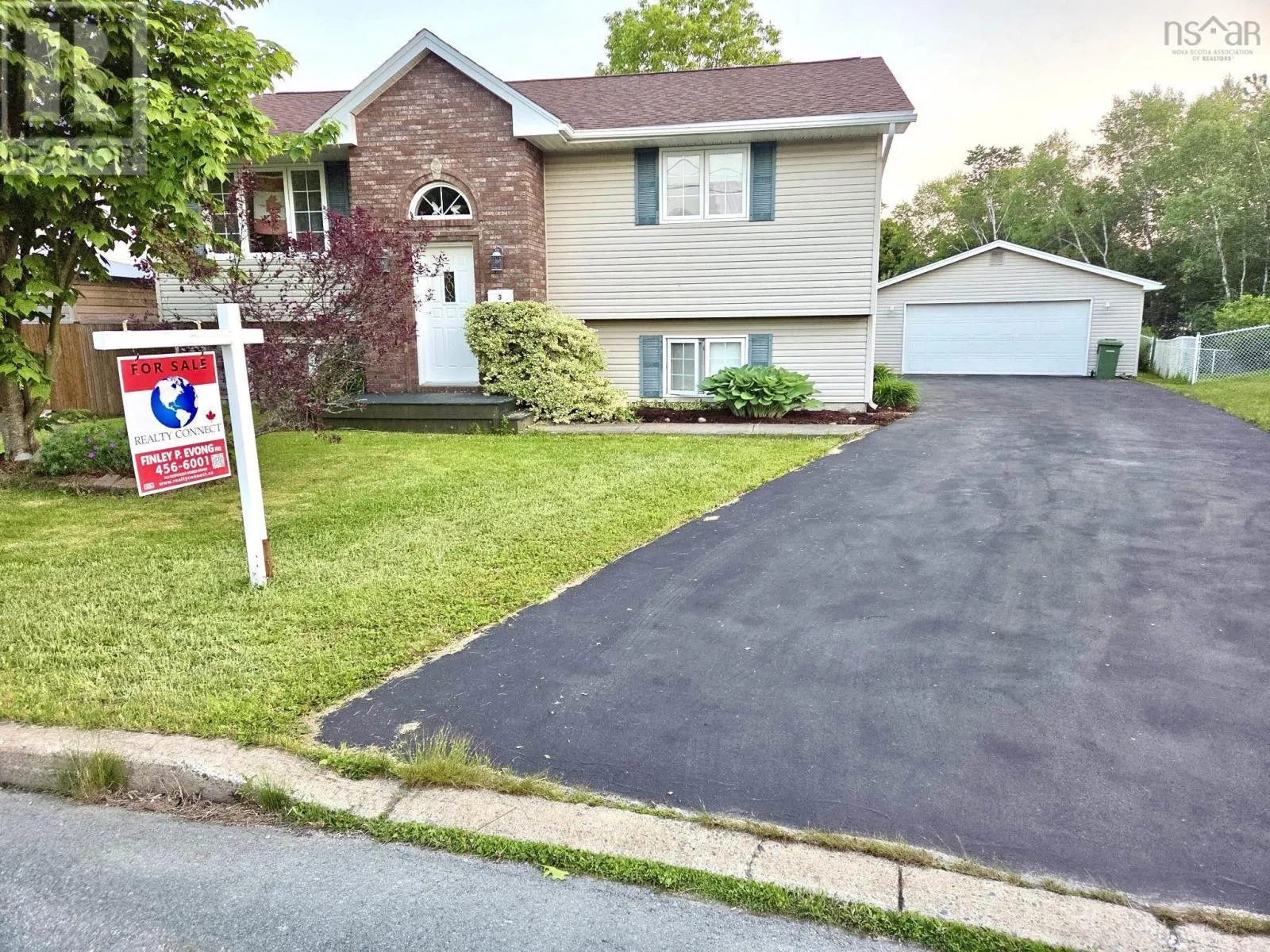 House for rent: 3 Fury Drive, Dartmouth, Nova Scotia B3A 4Y1