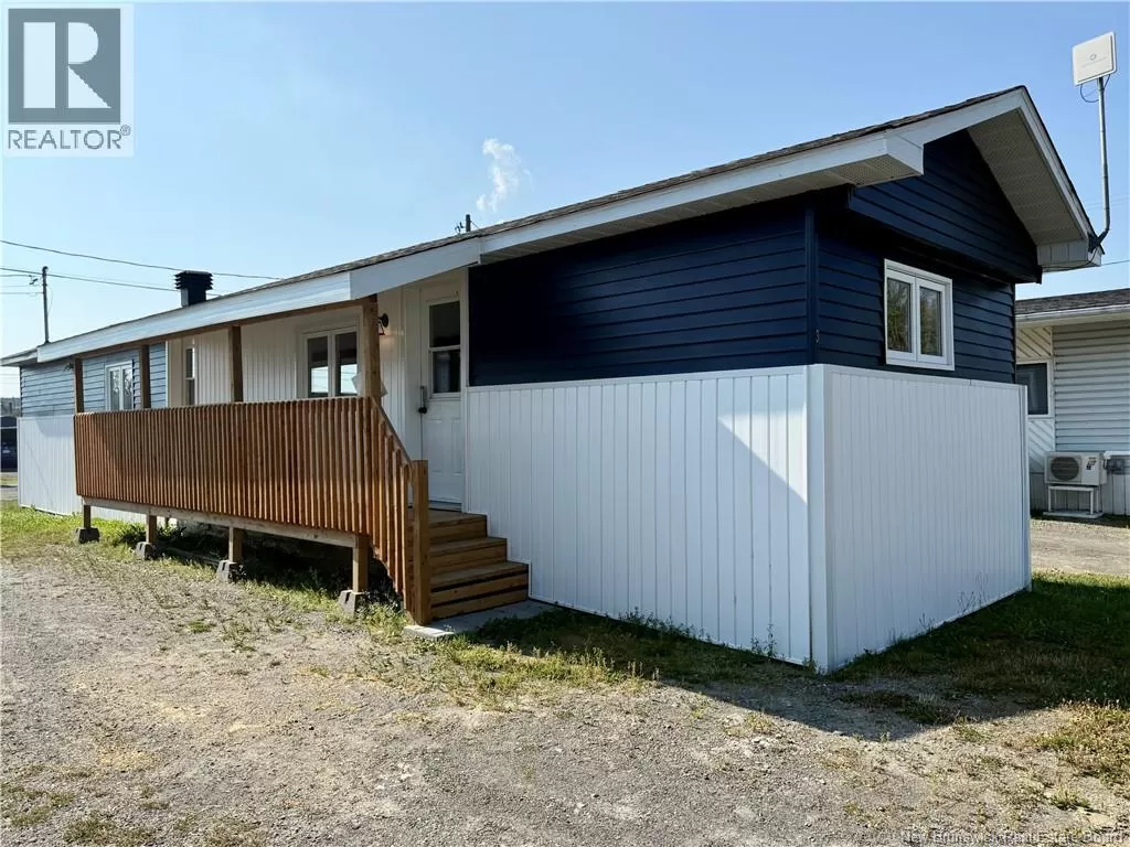 House for rent: 3 Gagnon Avenue, Edmundston, New Brunswick E3V 3H8