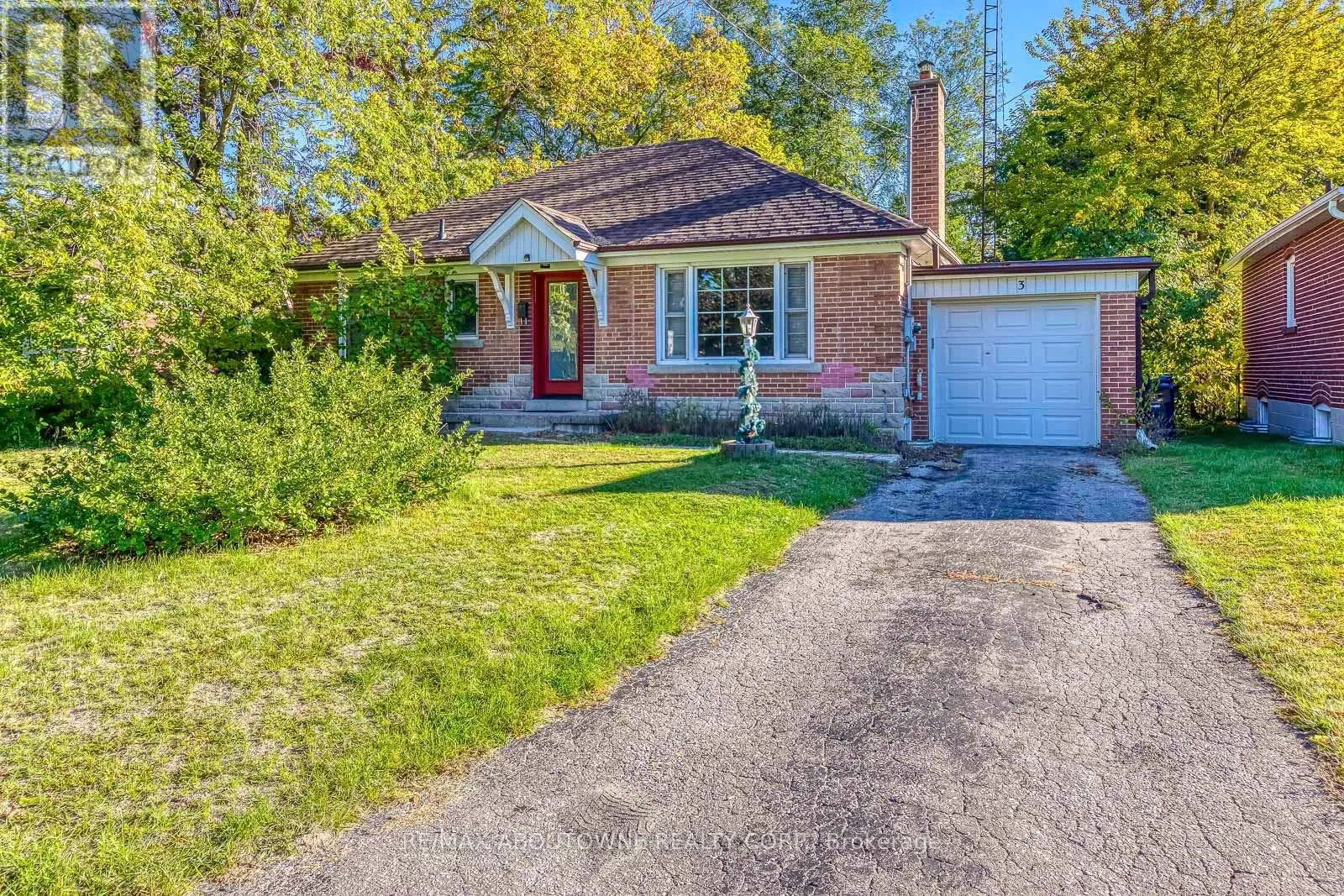 House for rent: 3 Glenn Murray Drive, Toronto, Ontario M8Y 3H2